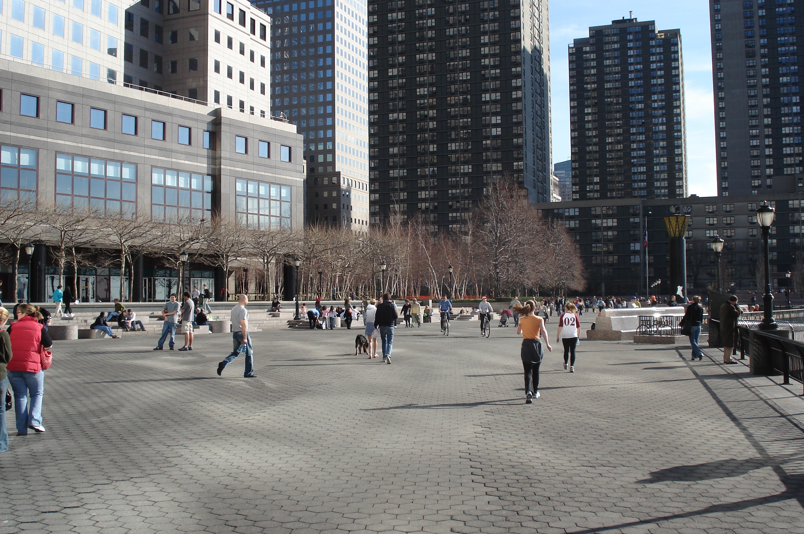 Picture United States New York Battery Park 2006-03 56 - Center Battery Park