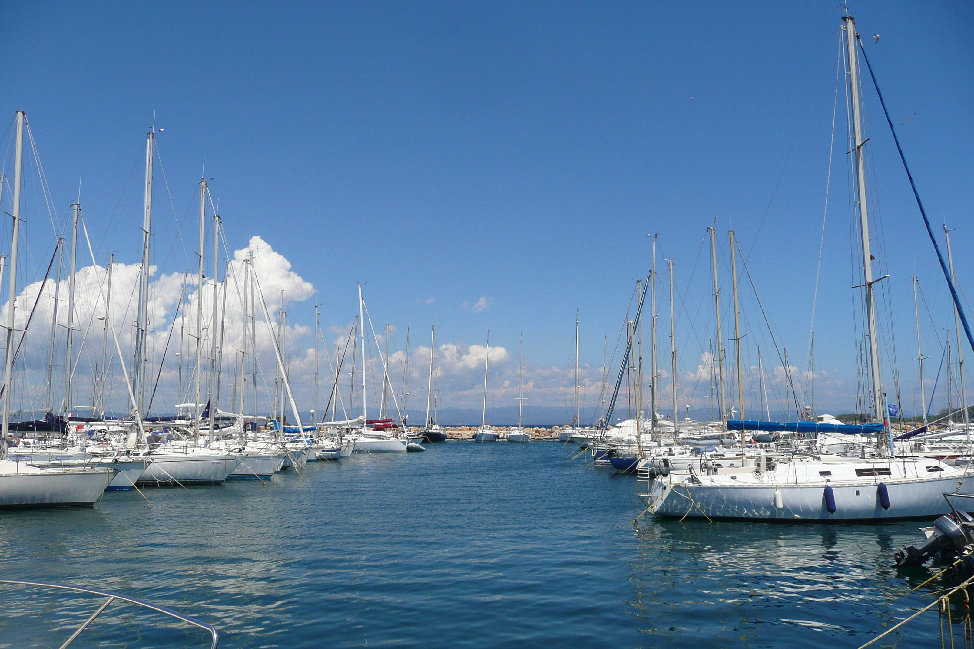 Picture France Porquerolles Island Porquerolles harbour 2008-05 67 - Tours Porquerolles harbour