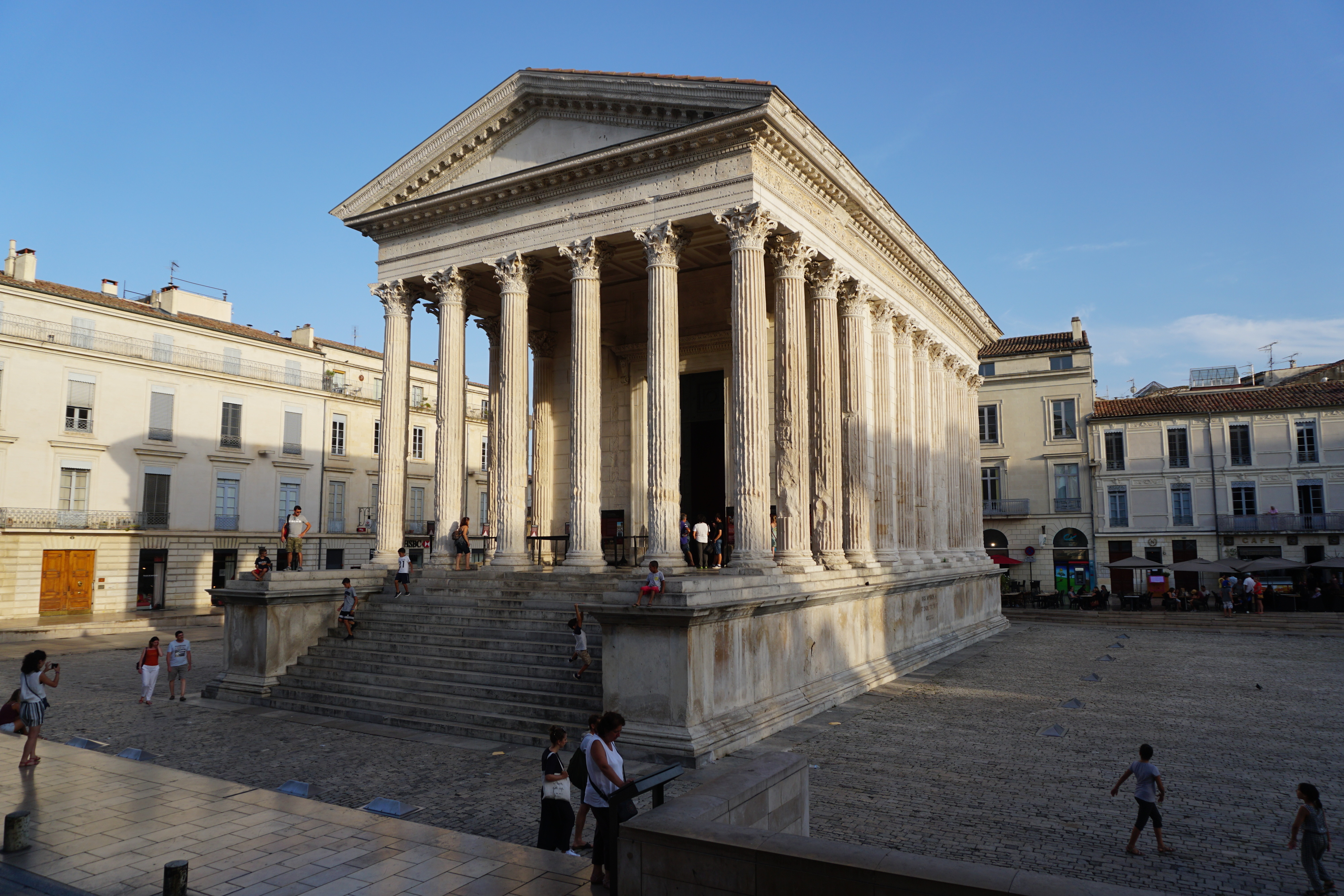 Picture France Nimes 2017-08 11 - Tours Nimes