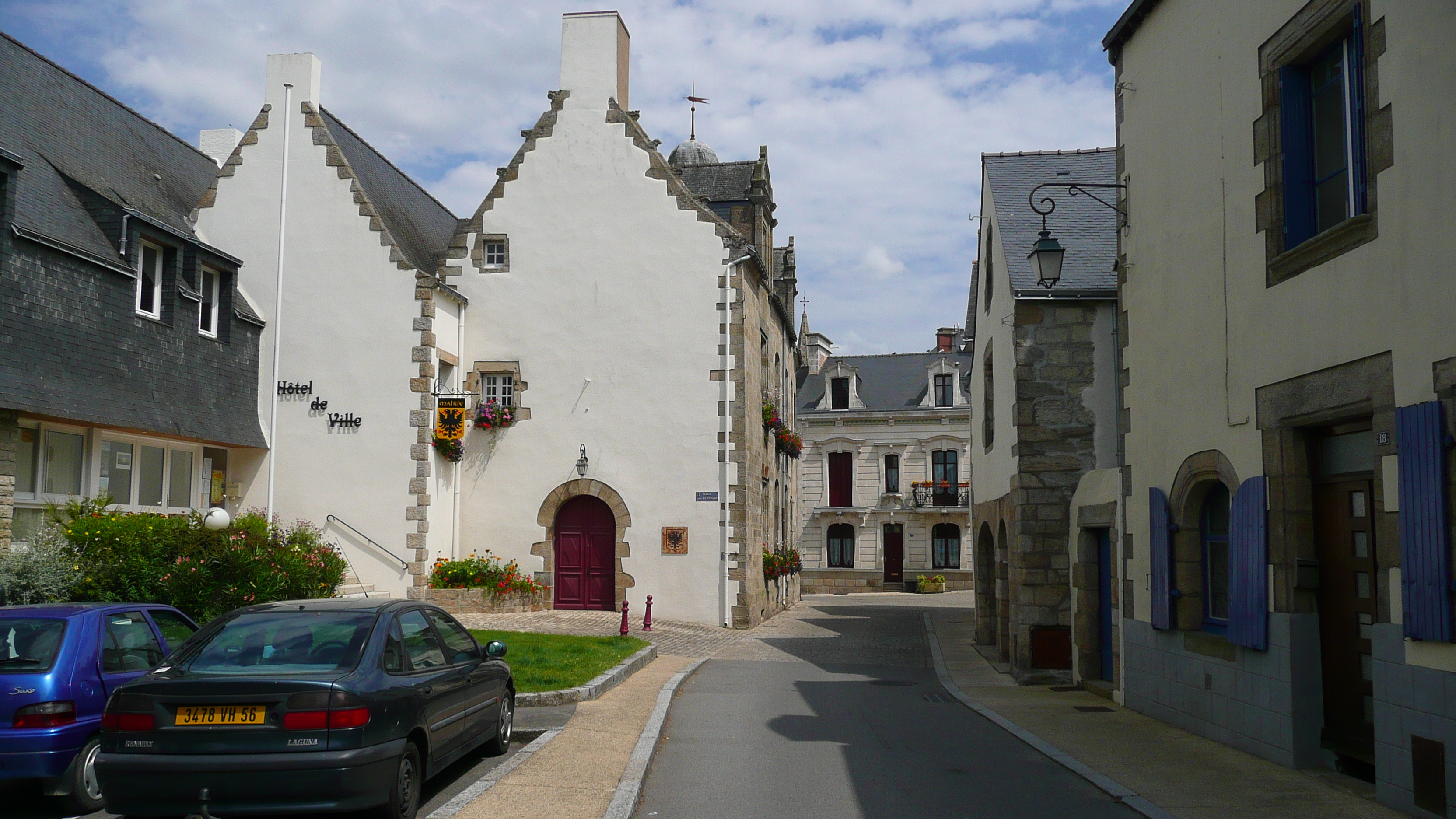 Picture France La Roche Bernard 2007-07 2 - Center La Roche Bernard