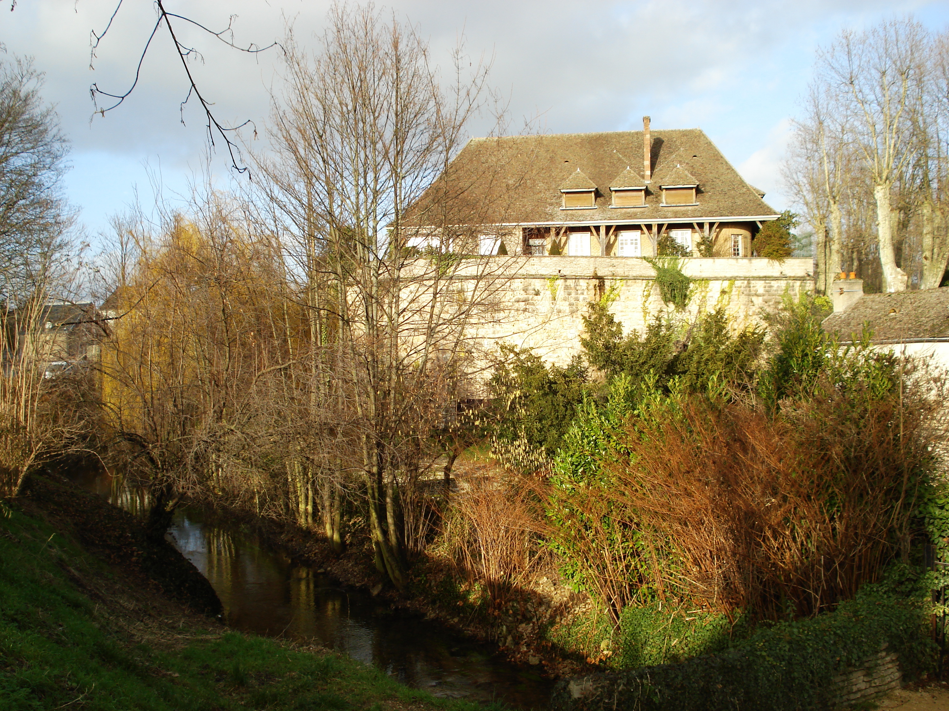 Picture France Beaune 2007-01 80 - Tours Beaune