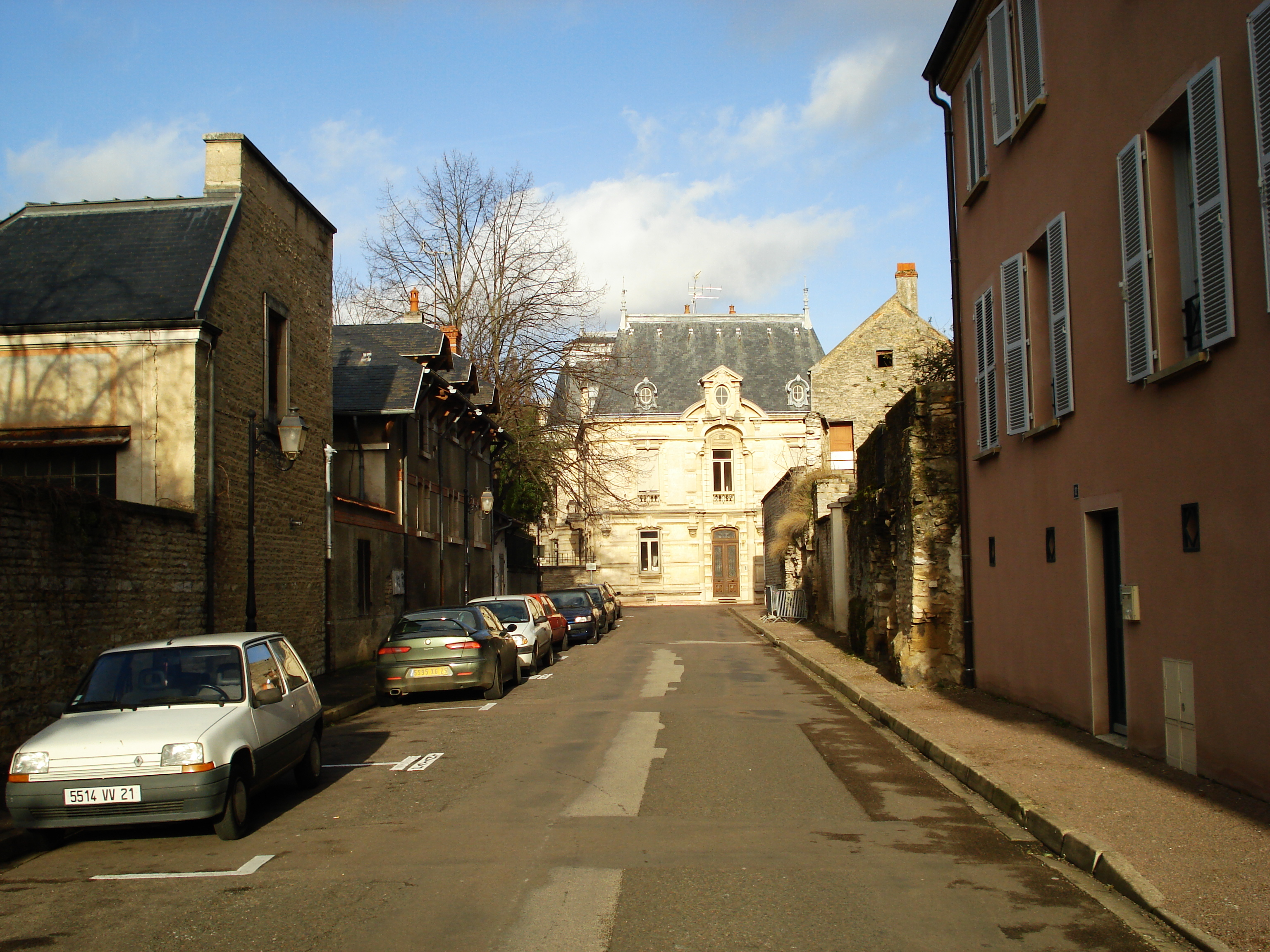 Picture France Beaune 2007-01 135 - Tour Beaune