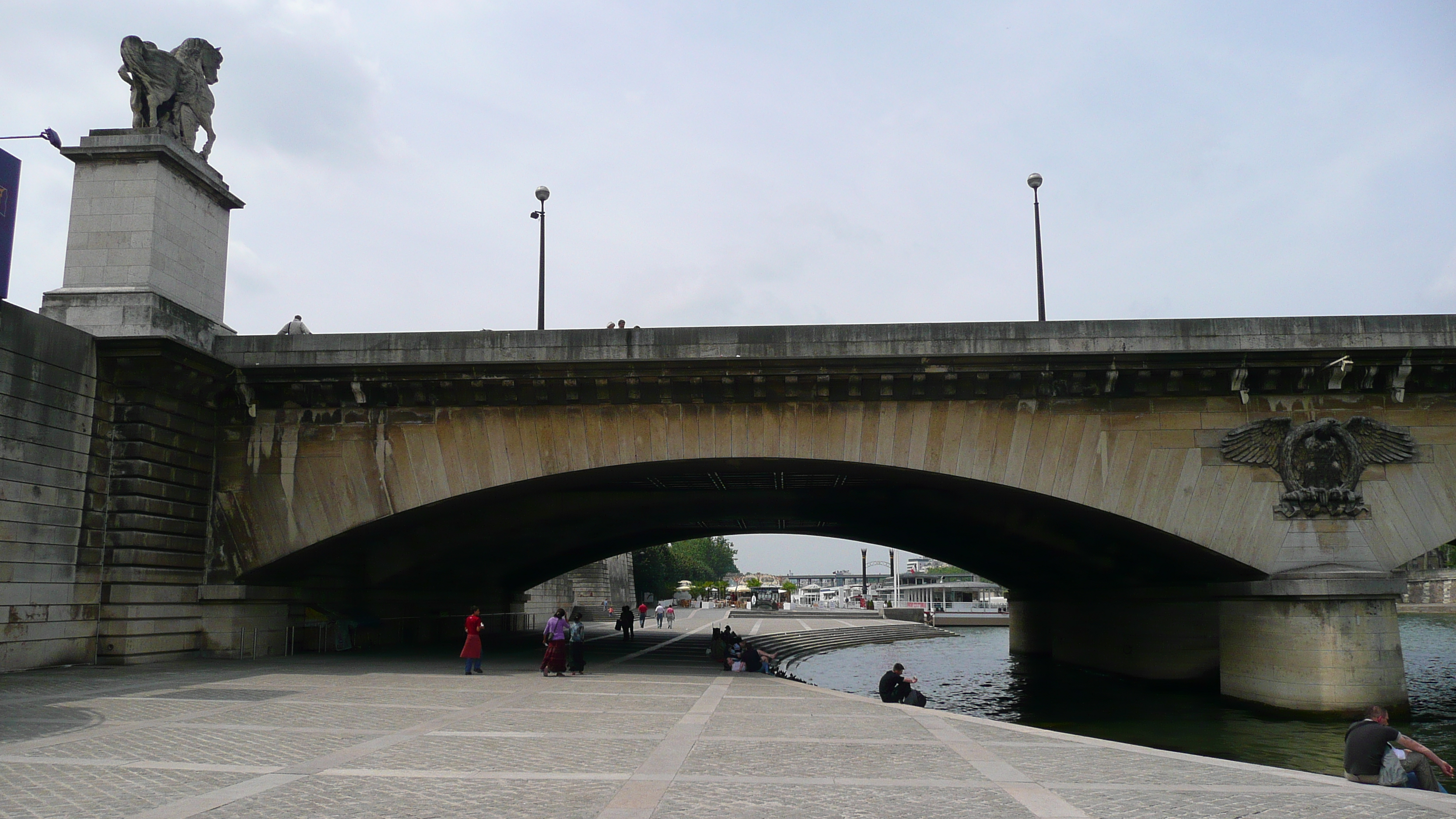 Picture France Paris Seine river 2007-06 54 - Tour Seine river