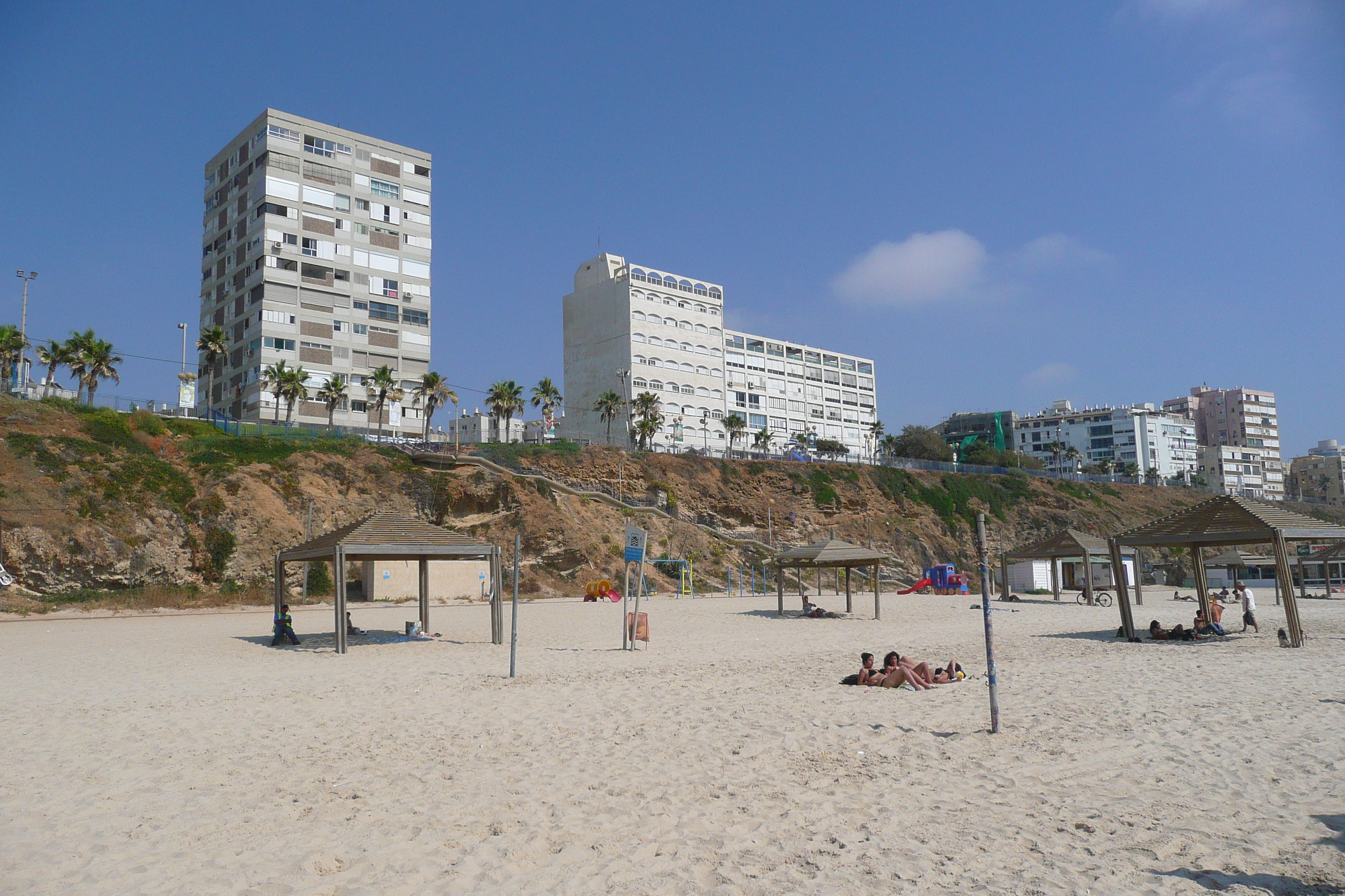 Picture Israel Bat Yam Beach 2007-06 43 - Recreation Bat Yam Beach