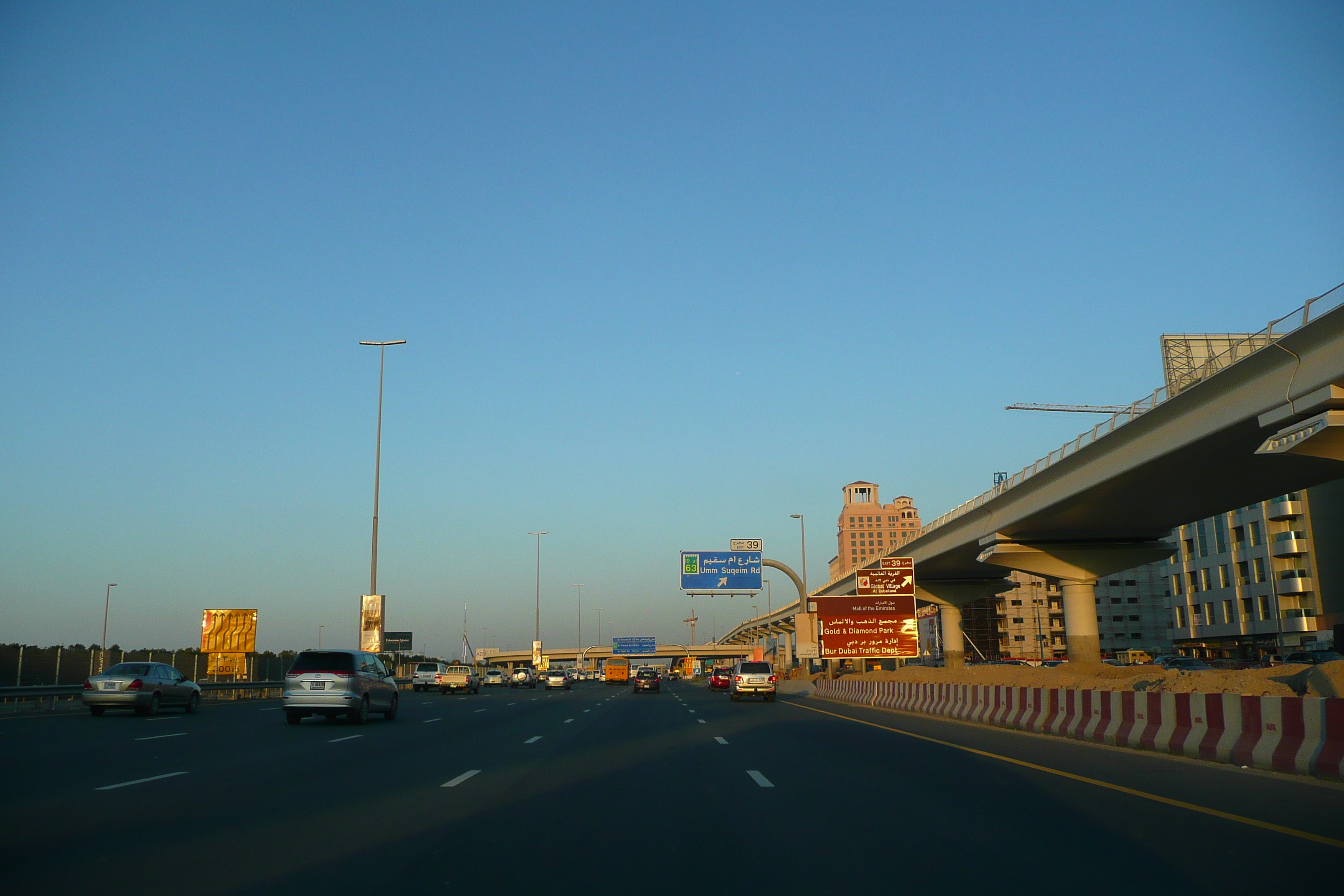 Picture United Arab Emirates Dubai Jumeirah 2009-01 24 - Around Jumeirah