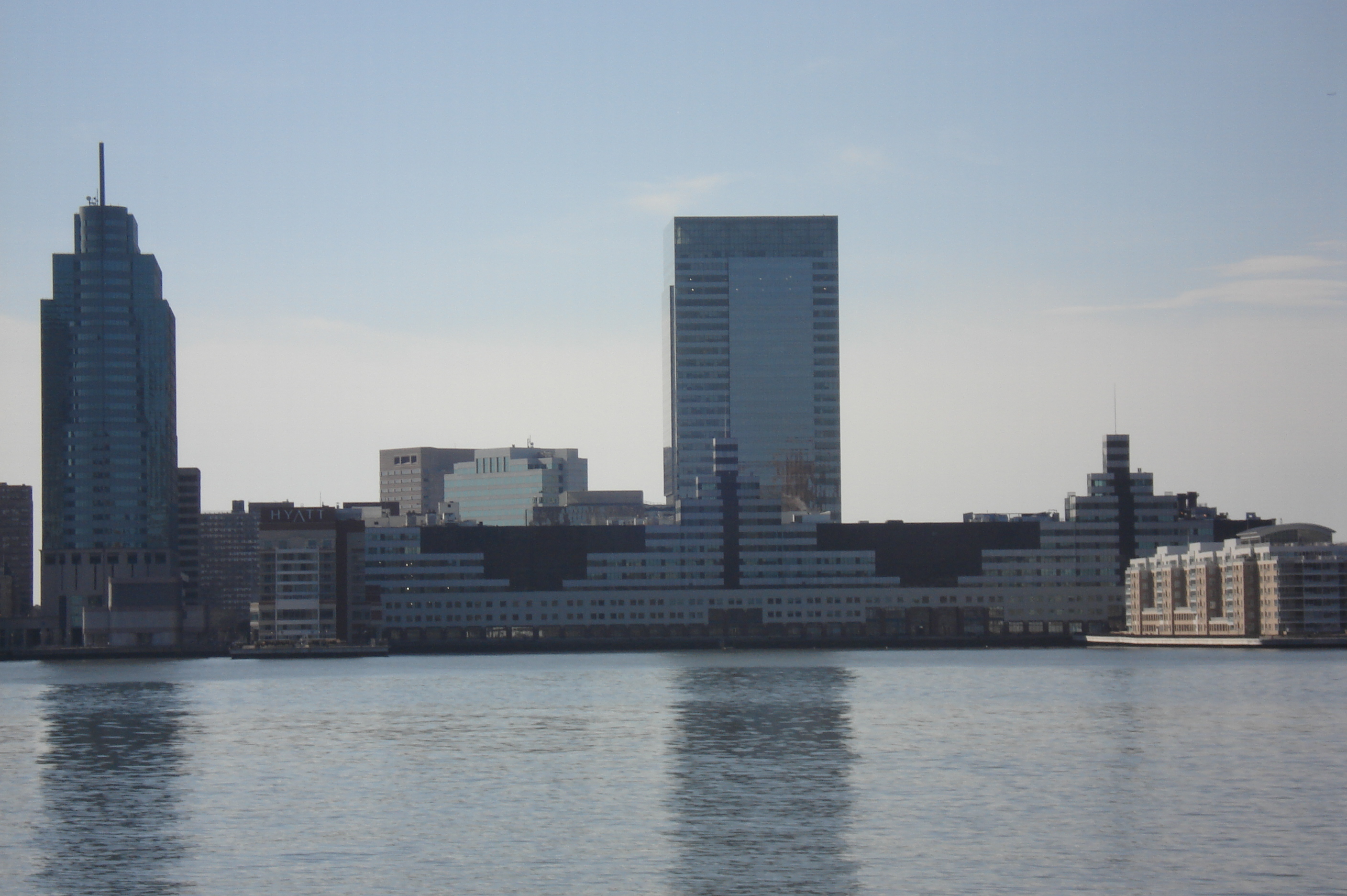 Picture United States New York Battery Park 2006-03 36 - Discovery Battery Park