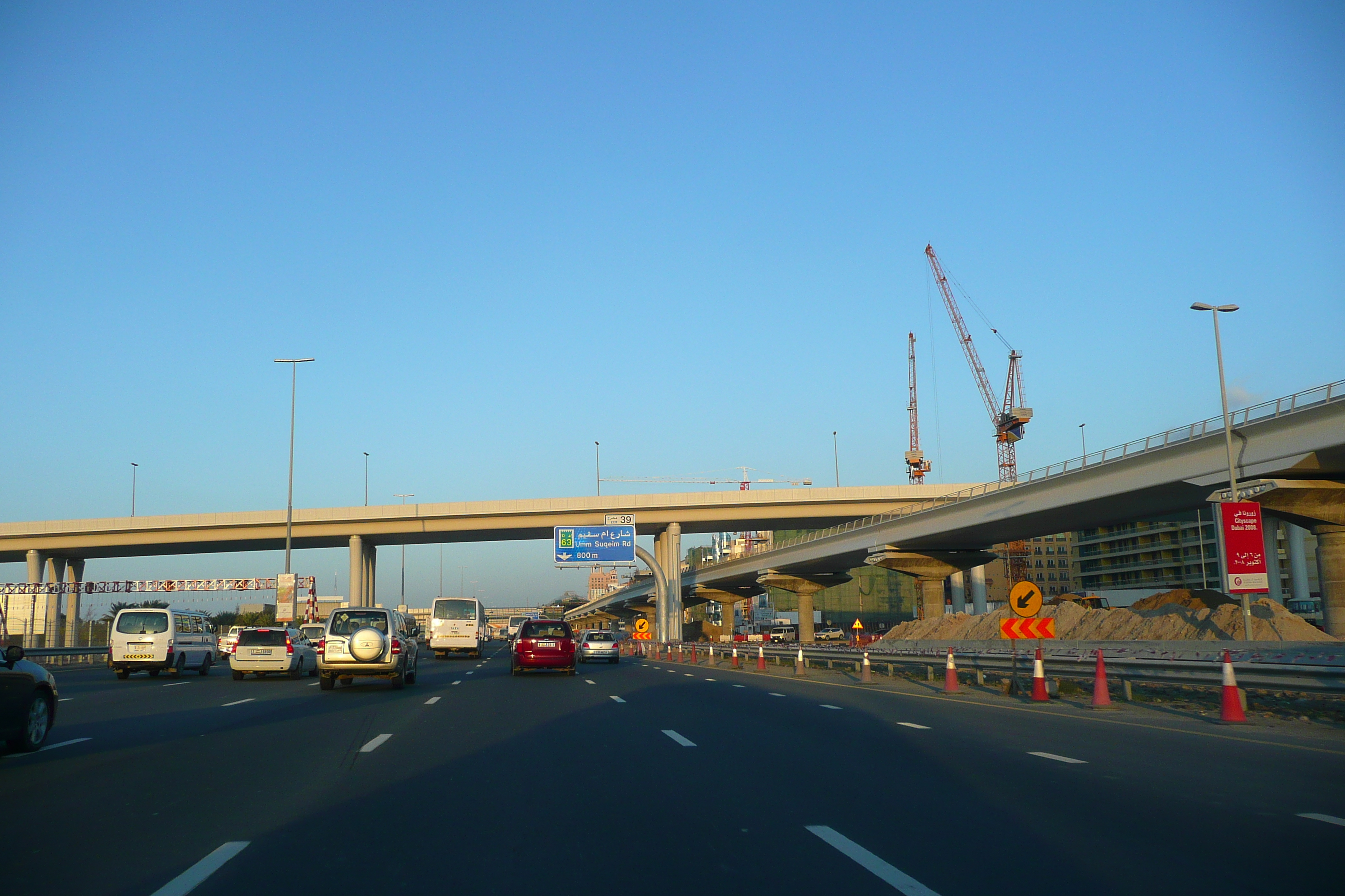 Picture United Arab Emirates Dubai Jumeirah 2009-01 22 - Tours Jumeirah