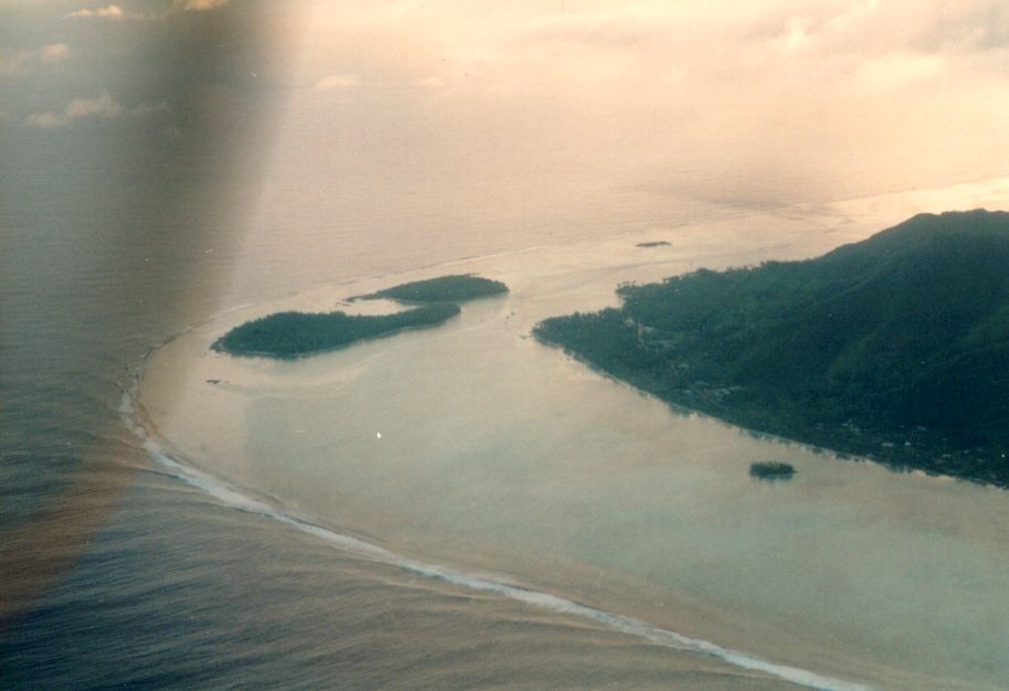 Picture Polynesia Moorea 1993-04 15 - History Moorea