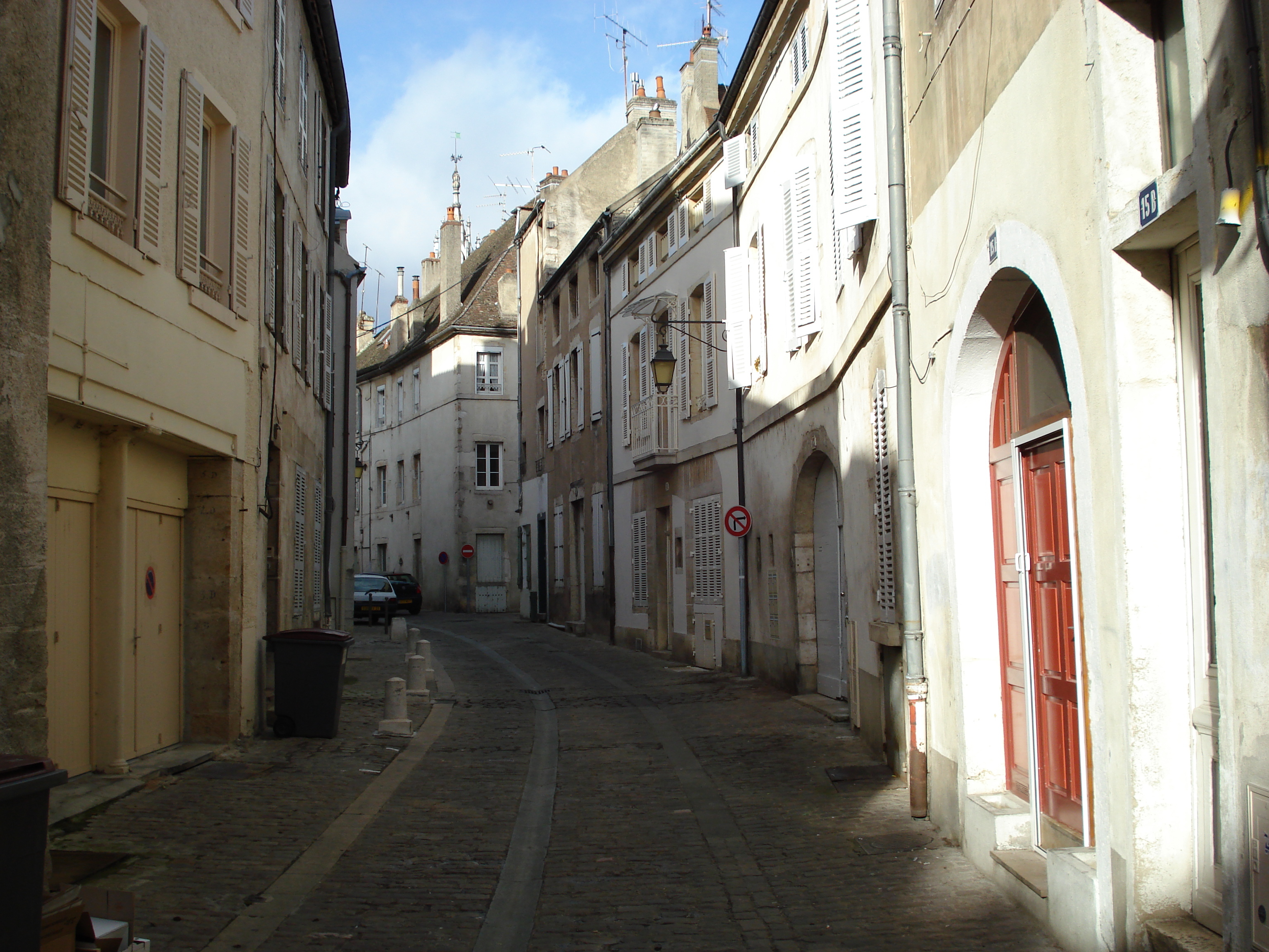 Picture France Beaune 2007-01 52 - Recreation Beaune