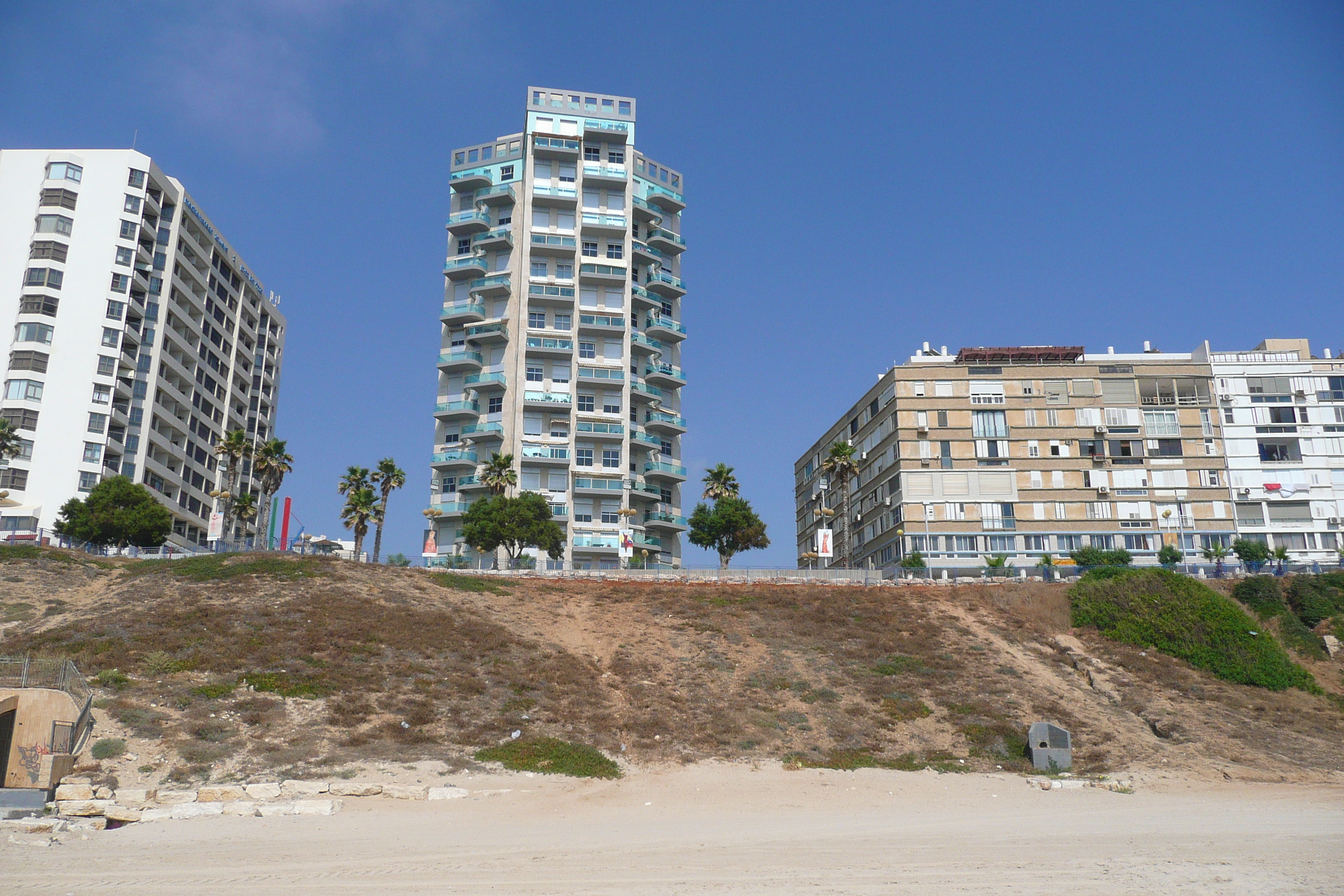 Picture Israel Bat Yam Beach 2007-06 72 - Discovery Bat Yam Beach