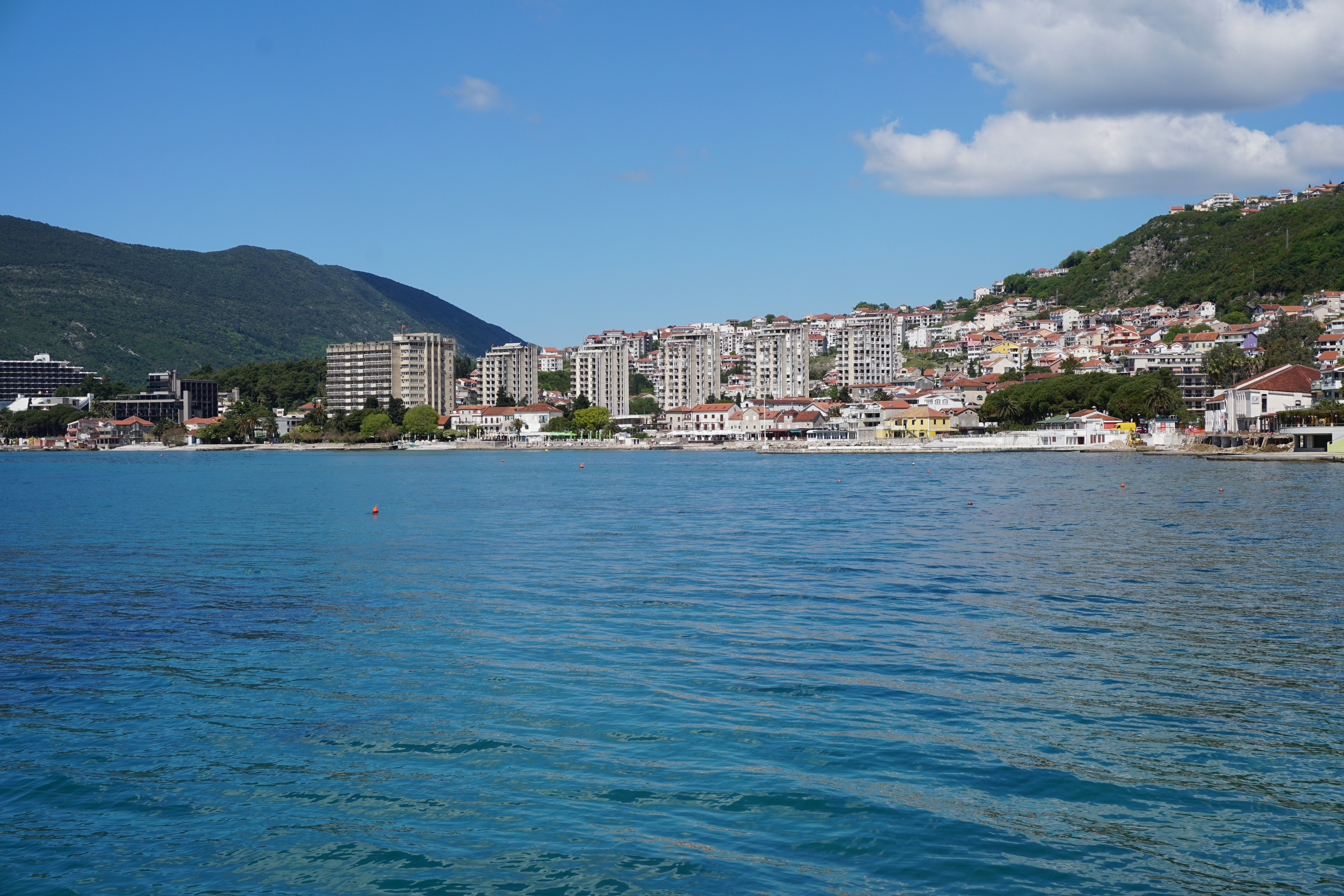 Picture Montenegro 2016-04 20 - Center Montenegro