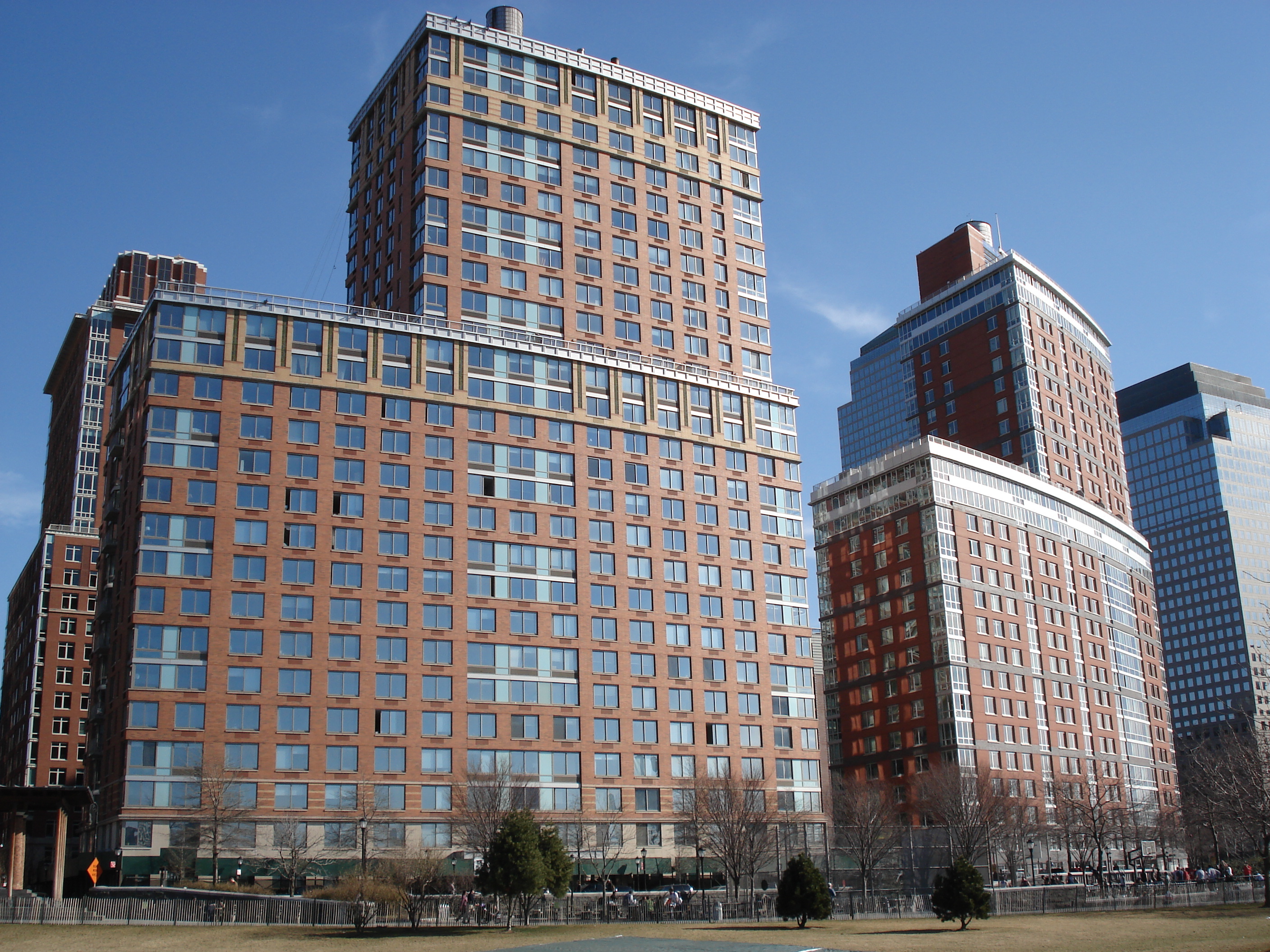 Picture United States New York Battery Park 2006-03 28 - Tours Battery Park