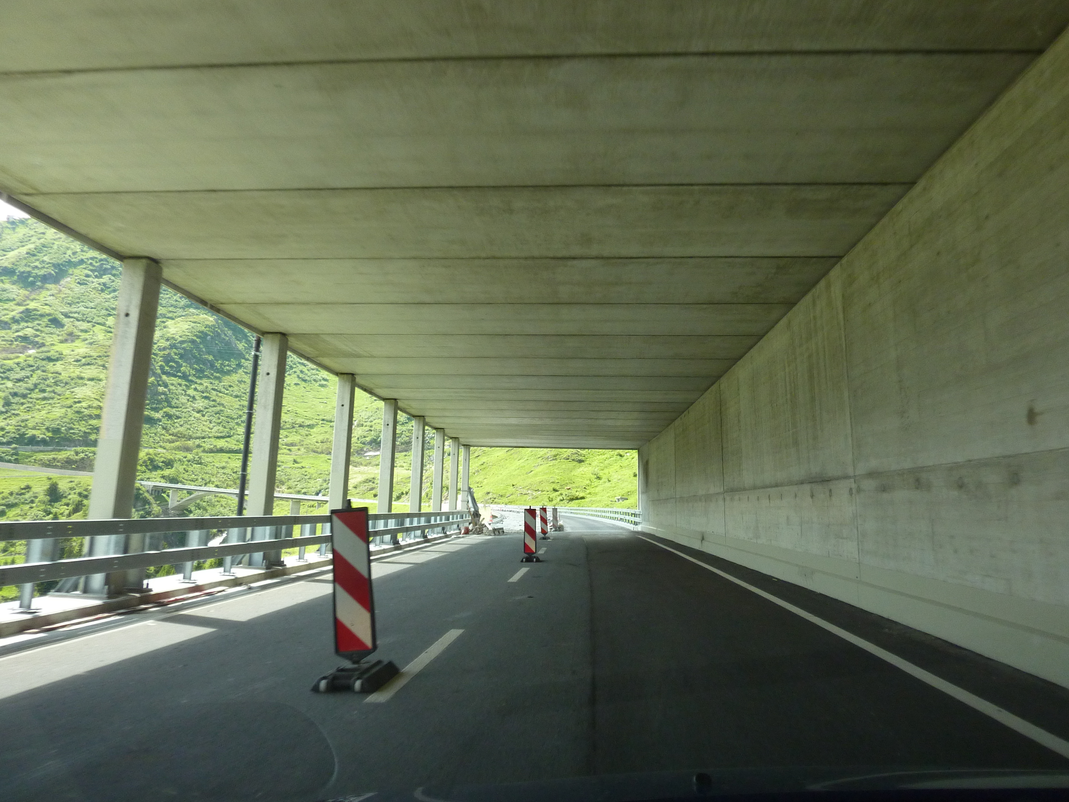 Picture Swiss Gotthard Pass 2009-06 69 - Tour Gotthard Pass