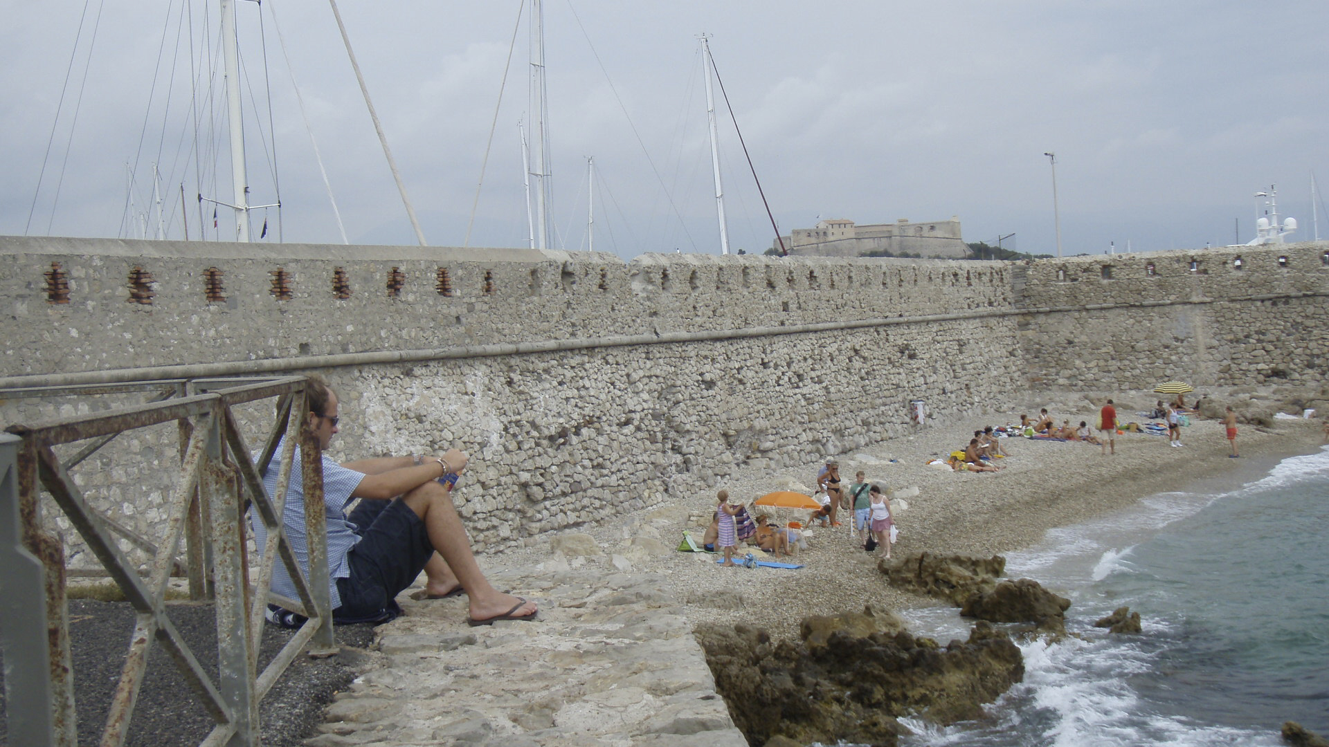 Picture France Antibes Plage de la Gravette 2007-08 19 - Tours Plage de la Gravette