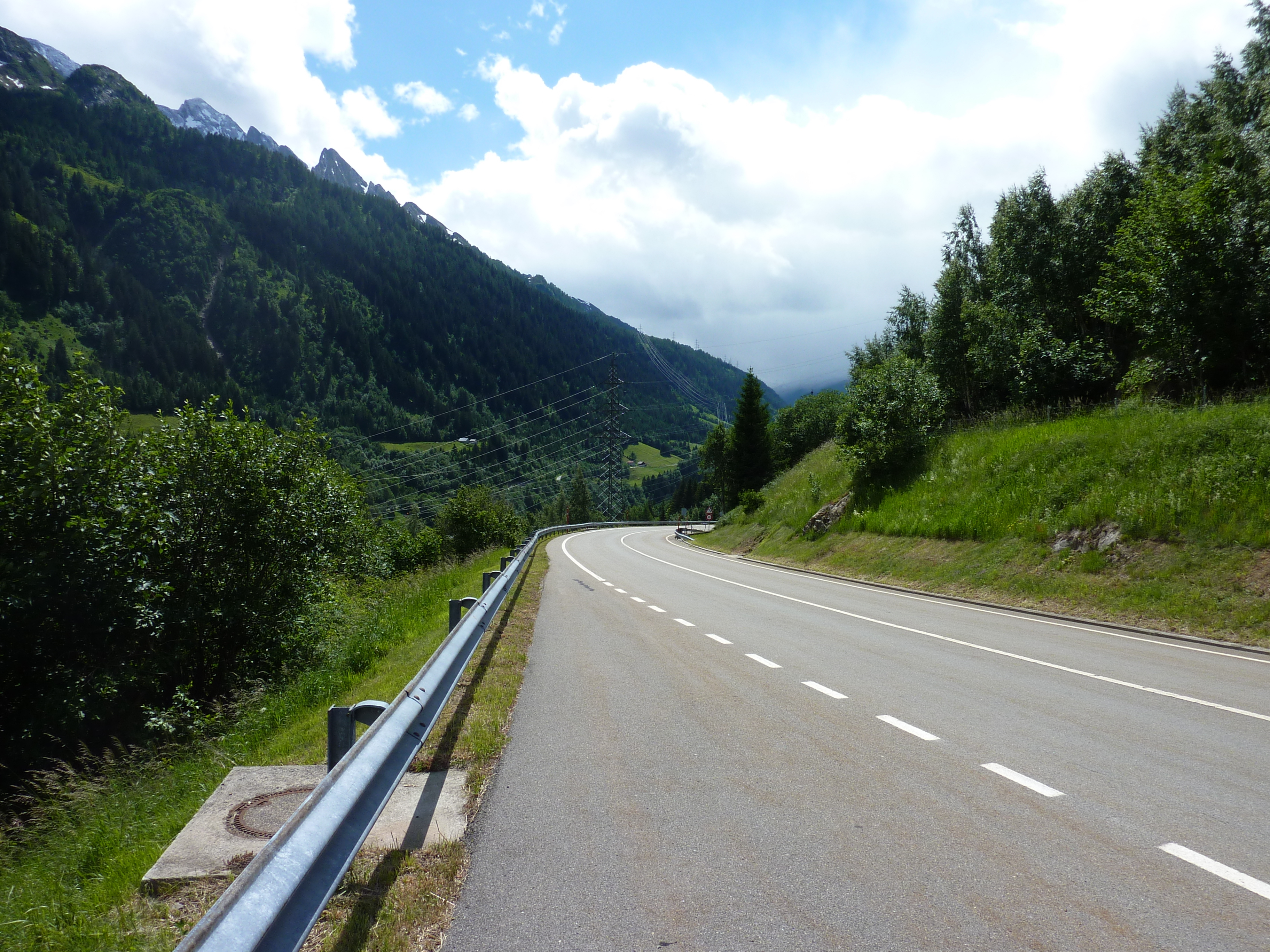 Picture Swiss Gotthard Pass 2009-06 53 - Tours Gotthard Pass