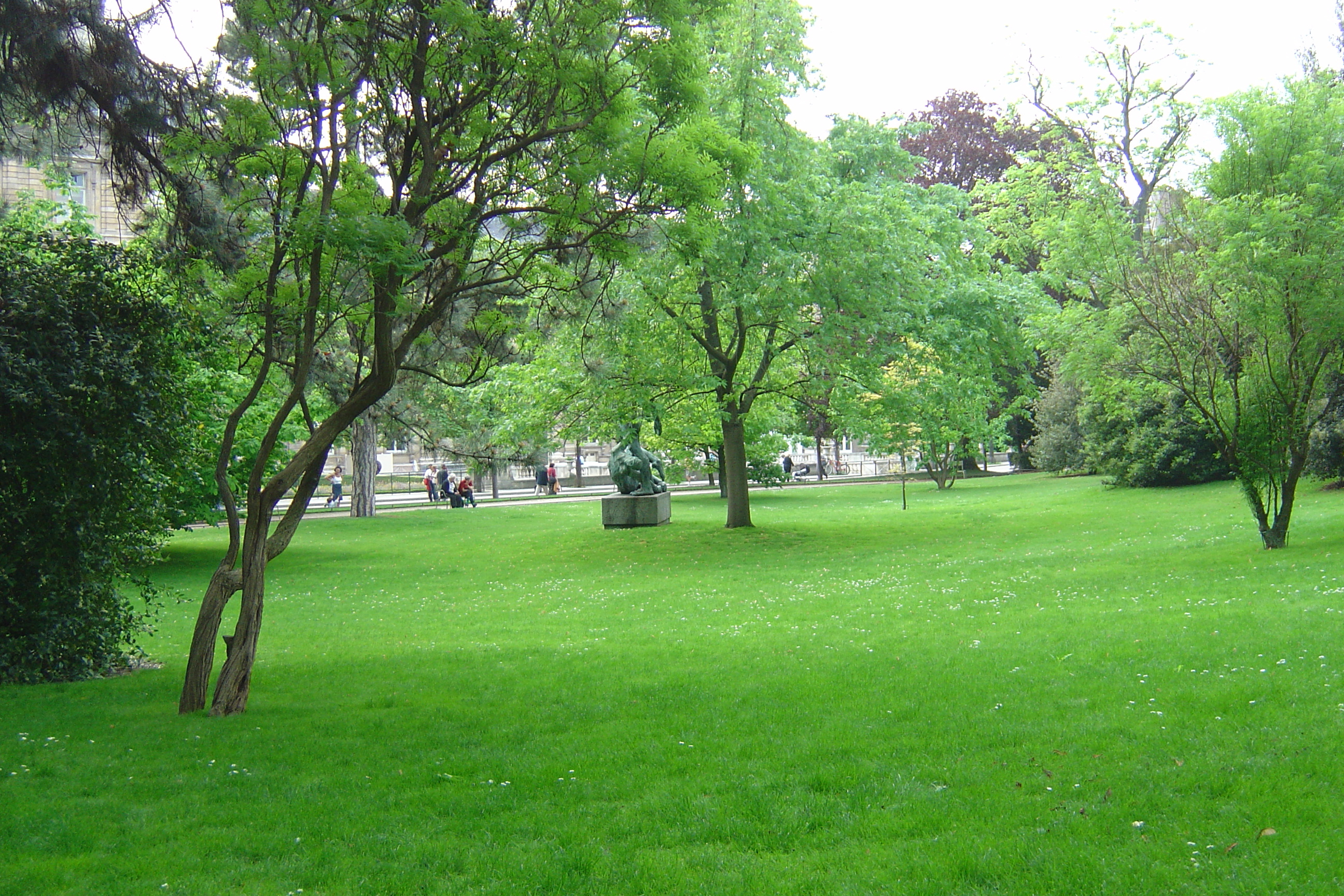 Picture France Paris Luxembourg Garden 2007-04 77 - Discovery Luxembourg Garden