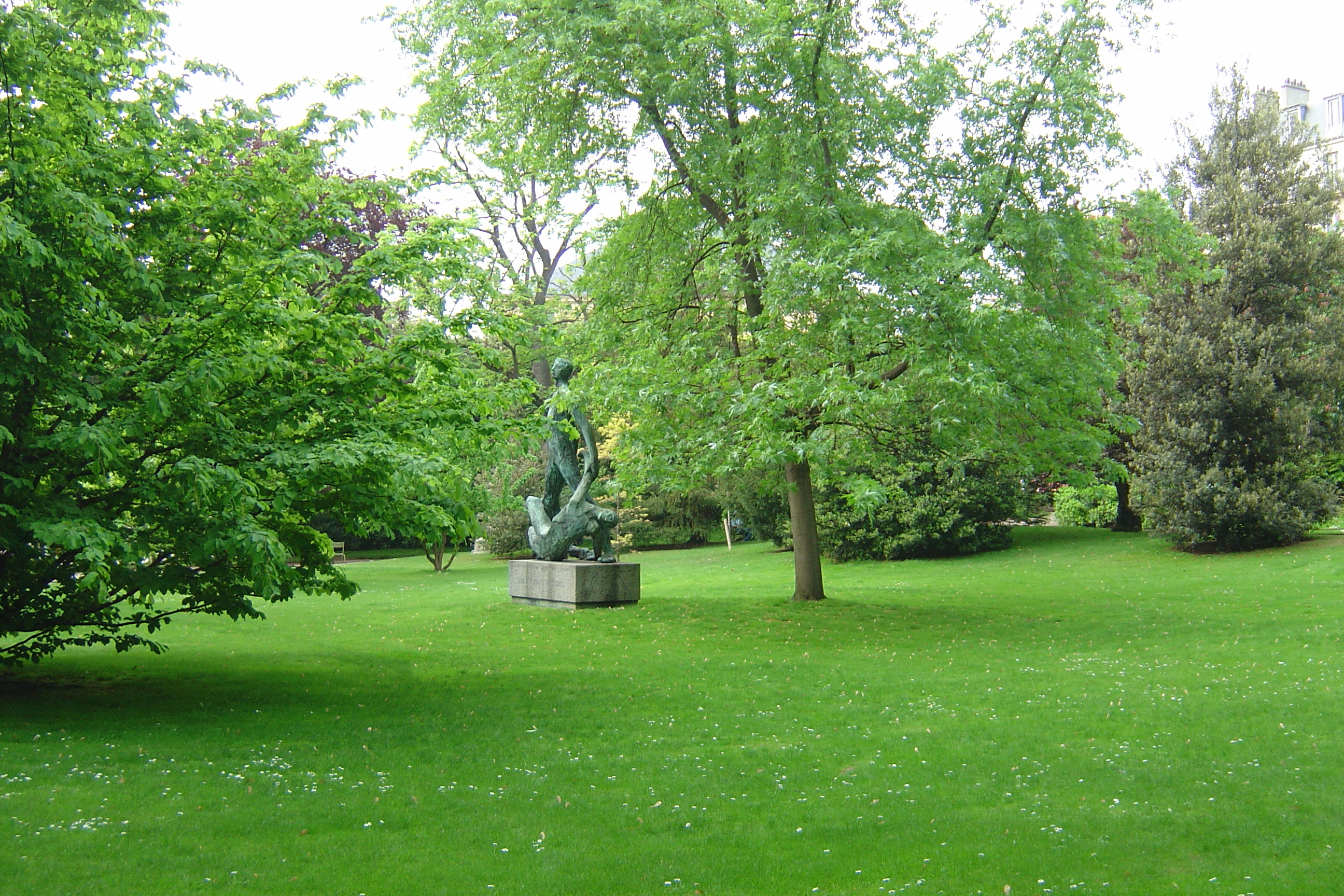 Picture France Paris Luxembourg Garden 2007-04 164 - Around Luxembourg Garden