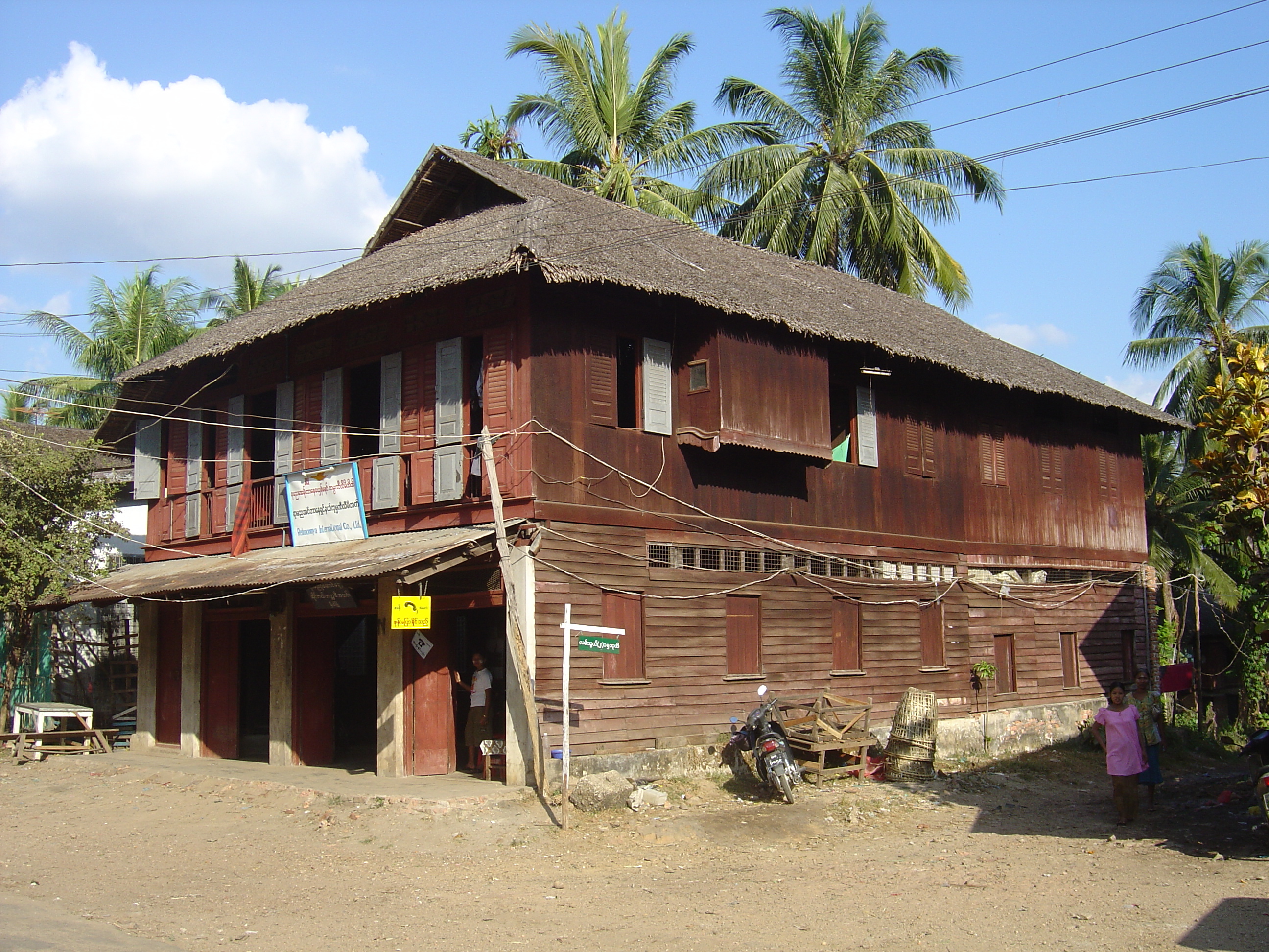 Picture Myanmar Myeik (Mergui) 2005-01 179 - Discovery Myeik (Mergui)