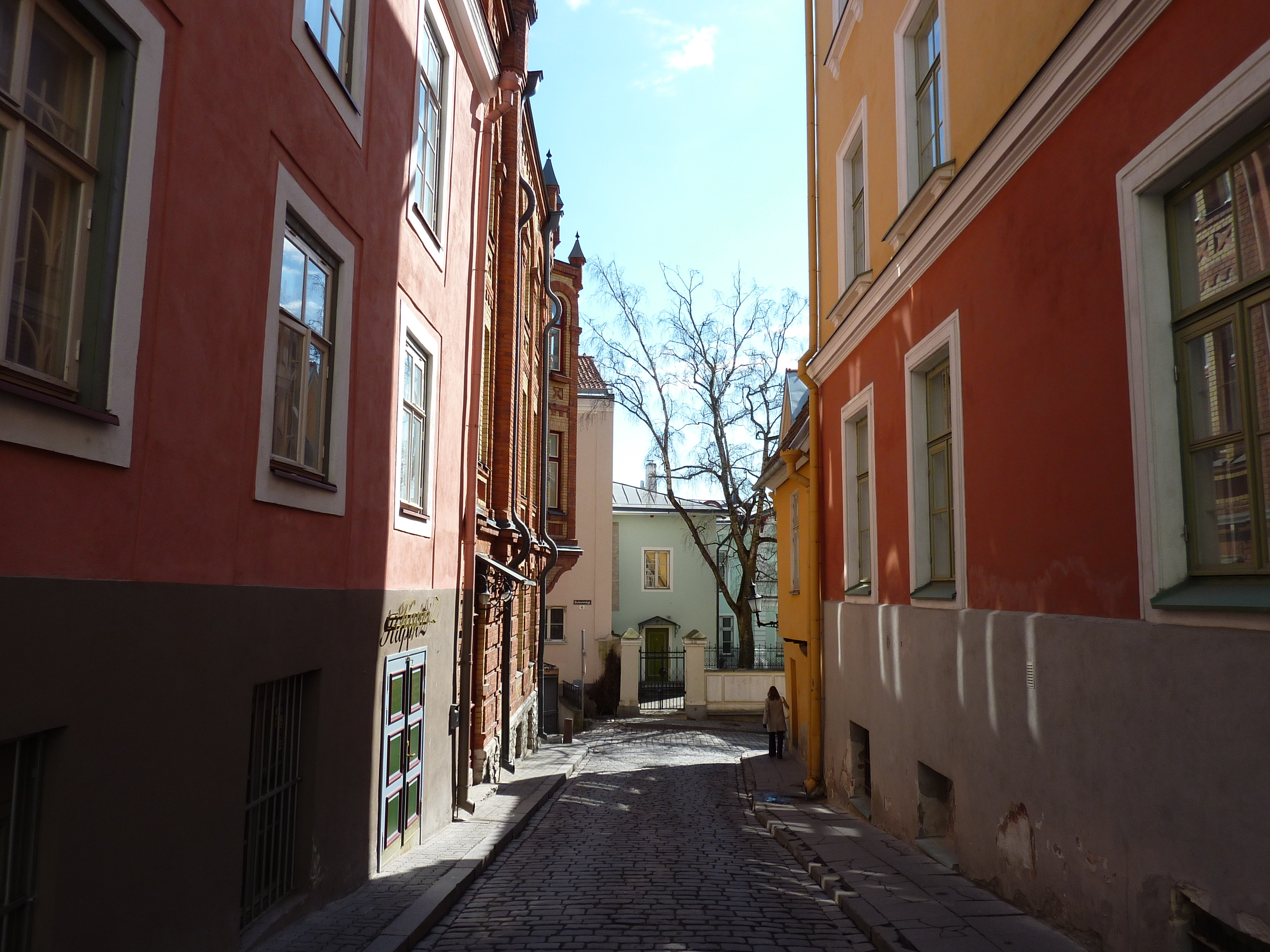 Picture Estonia Tallinn 2009-04 5 - Tour Tallinn