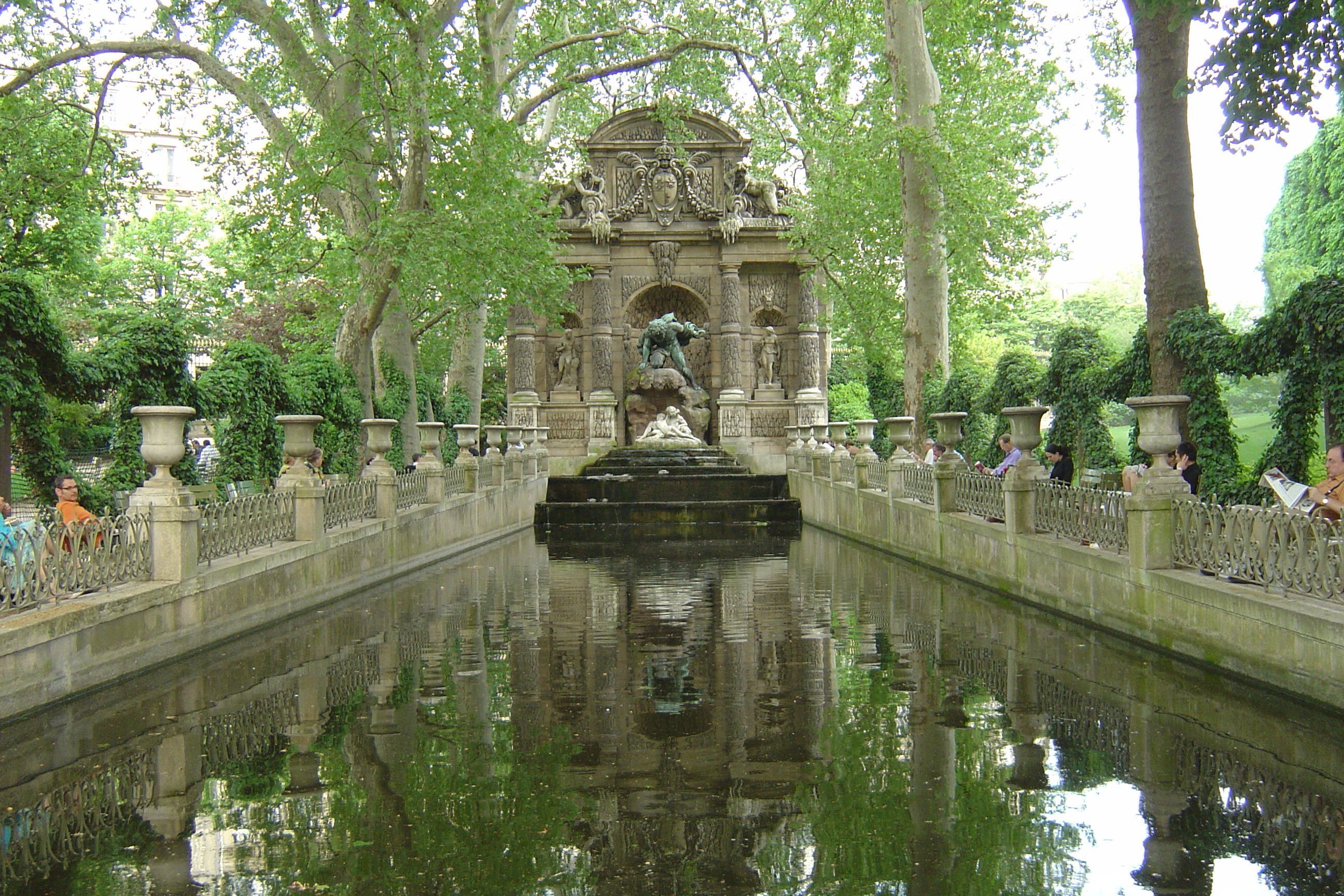 Picture France Paris Luxembourg Garden 2007-04 142 - Tour Luxembourg Garden