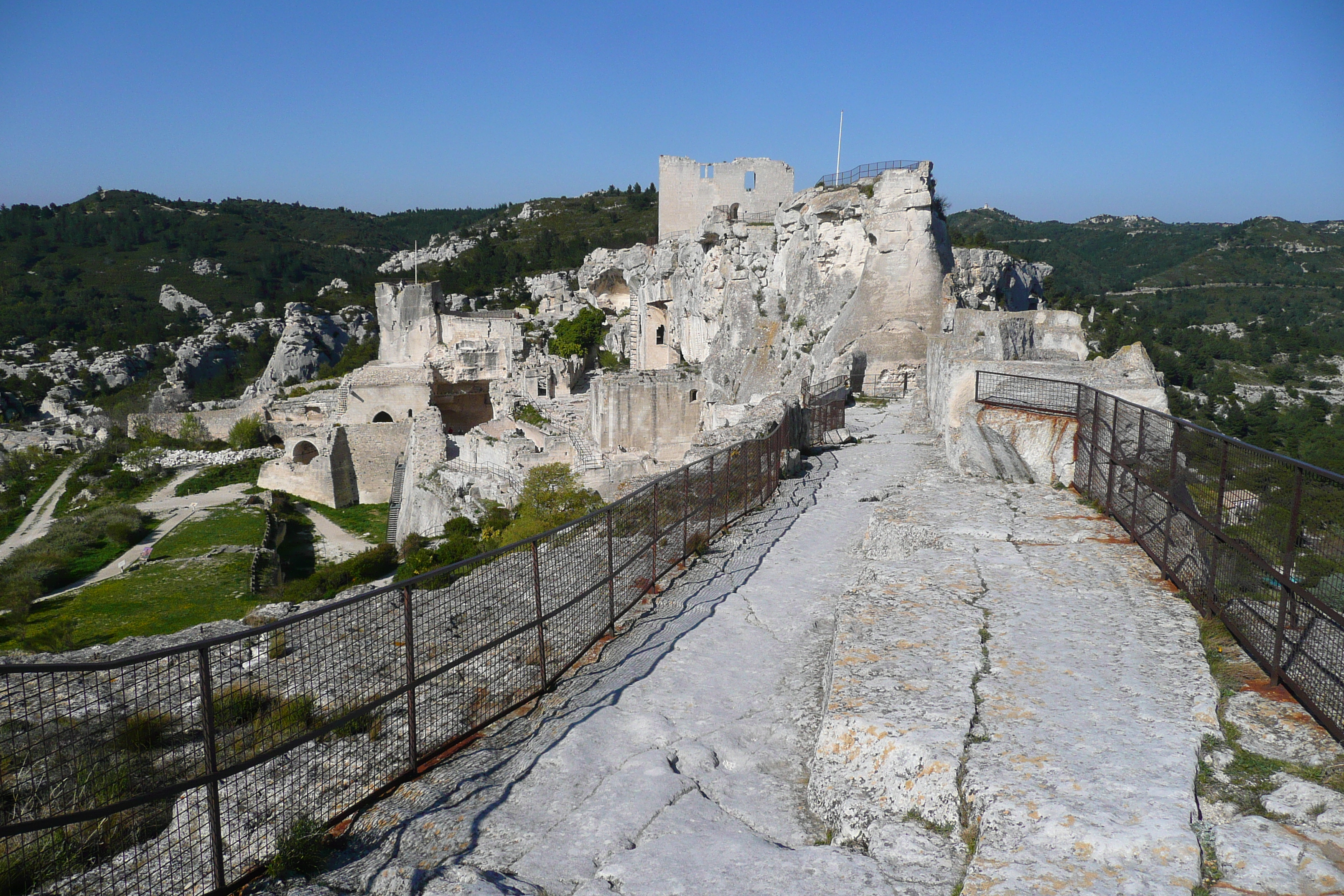 Picture France Baux de Provence Baux de Provence Castle 2008-04 17 - Recreation Baux de Provence Castle