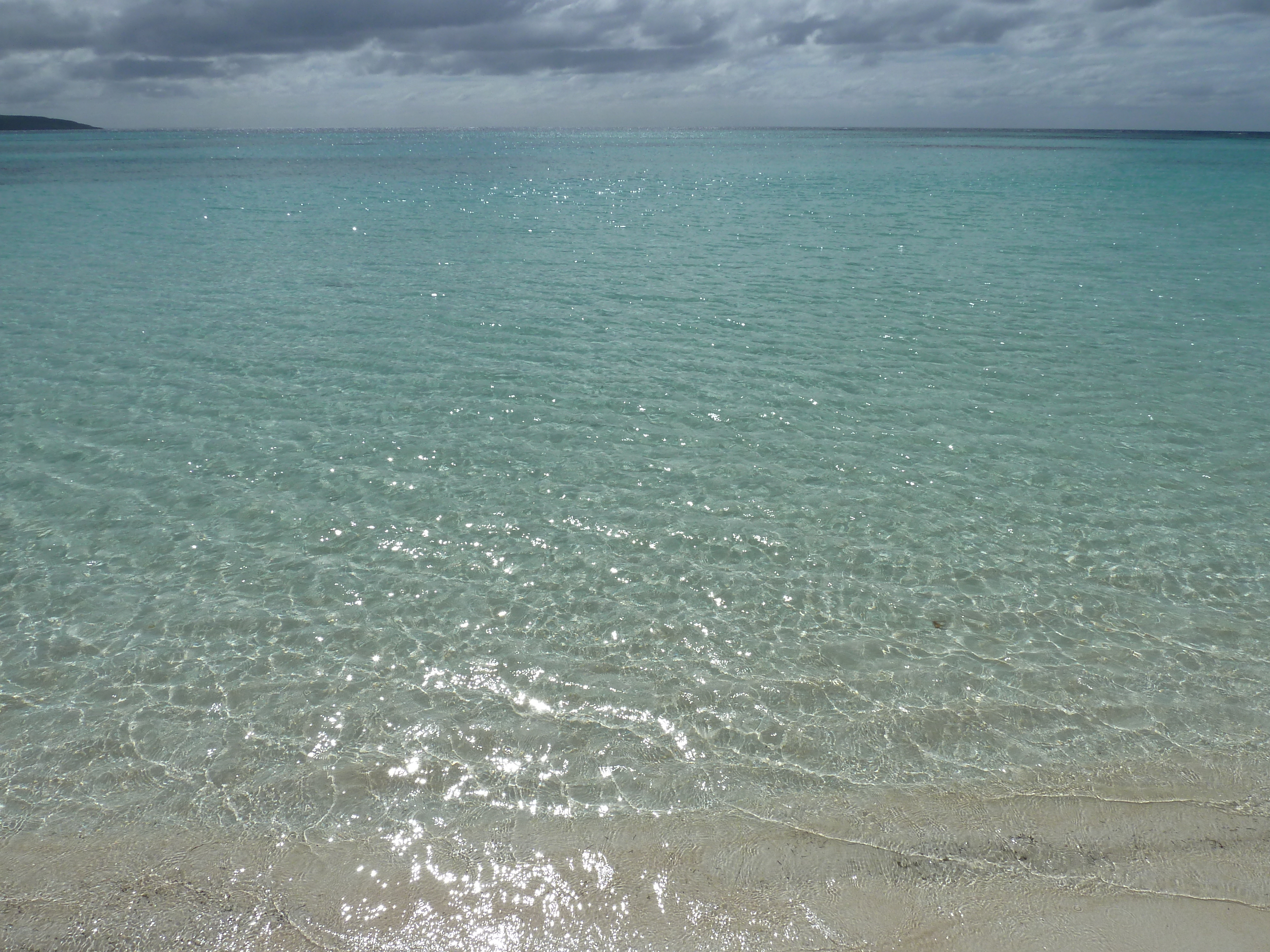 Picture New Caledonia Lifou Luengoni Beach 2010-05 24 - Tours Luengoni Beach