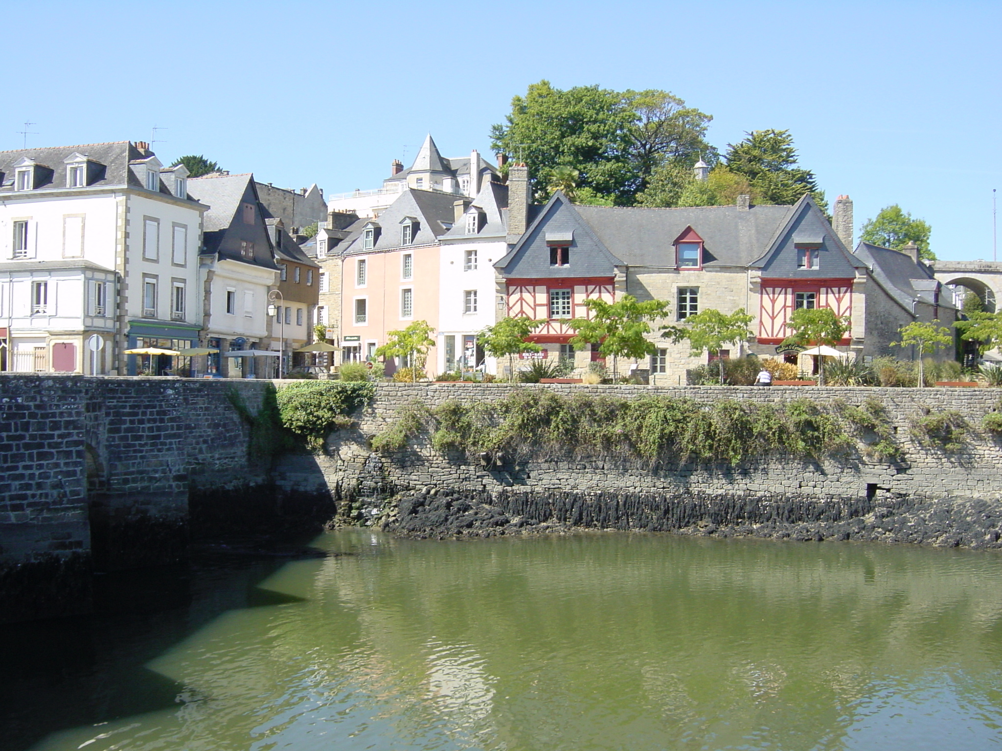 Picture France Saint anne d'auray 2003-09 19 - History Saint anne d'auray