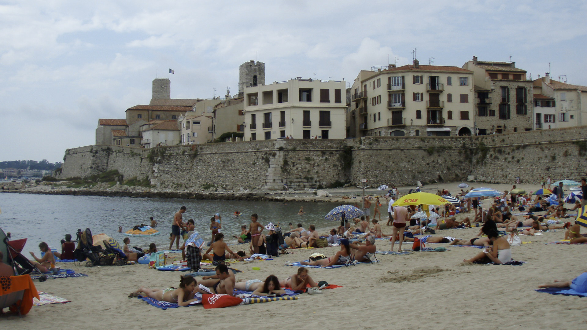 Picture France Antibes Plage de la Gravette 2007-08 7 - Recreation Plage de la Gravette