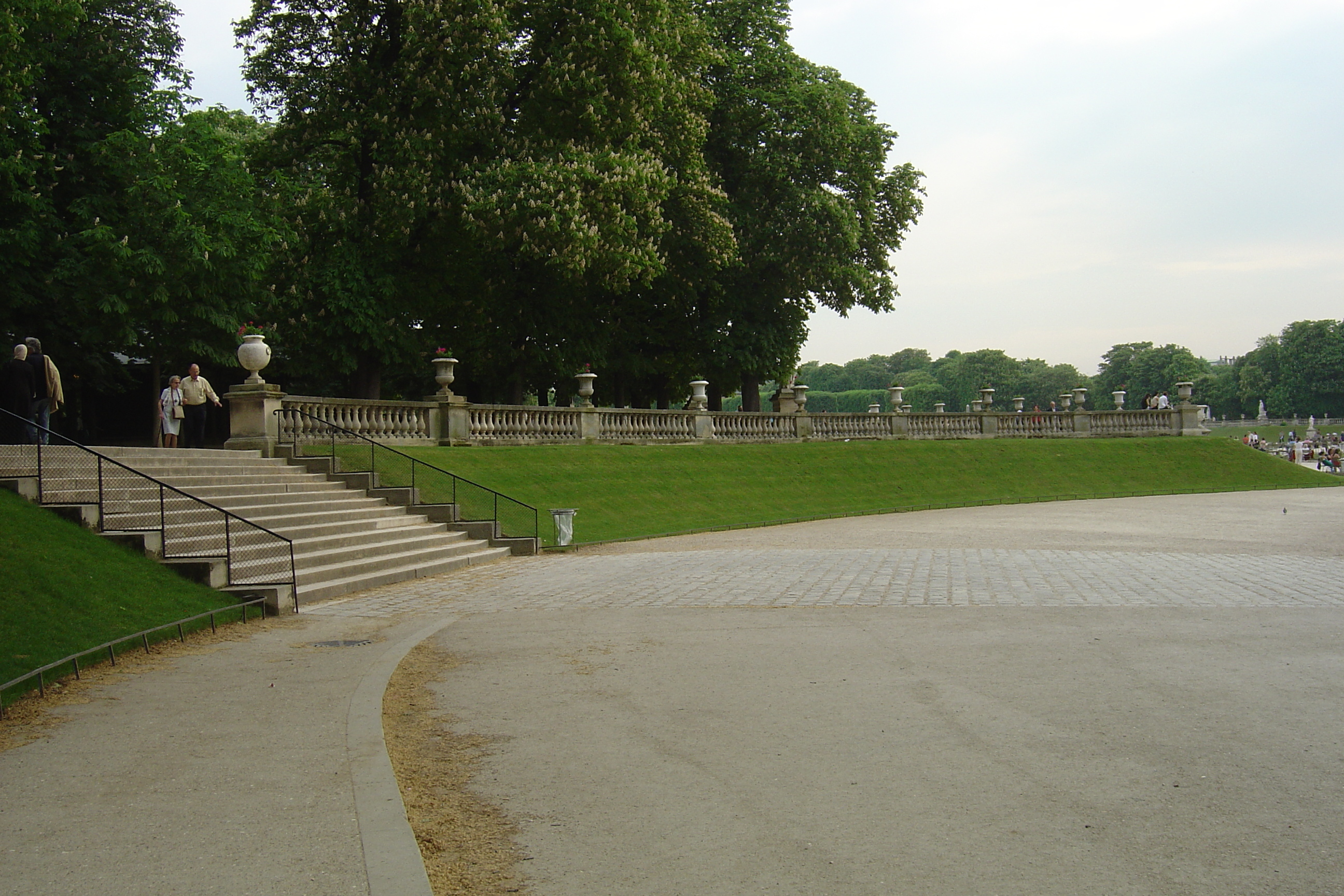 Picture France Paris Luxembourg Garden 2007-04 129 - Around Luxembourg Garden