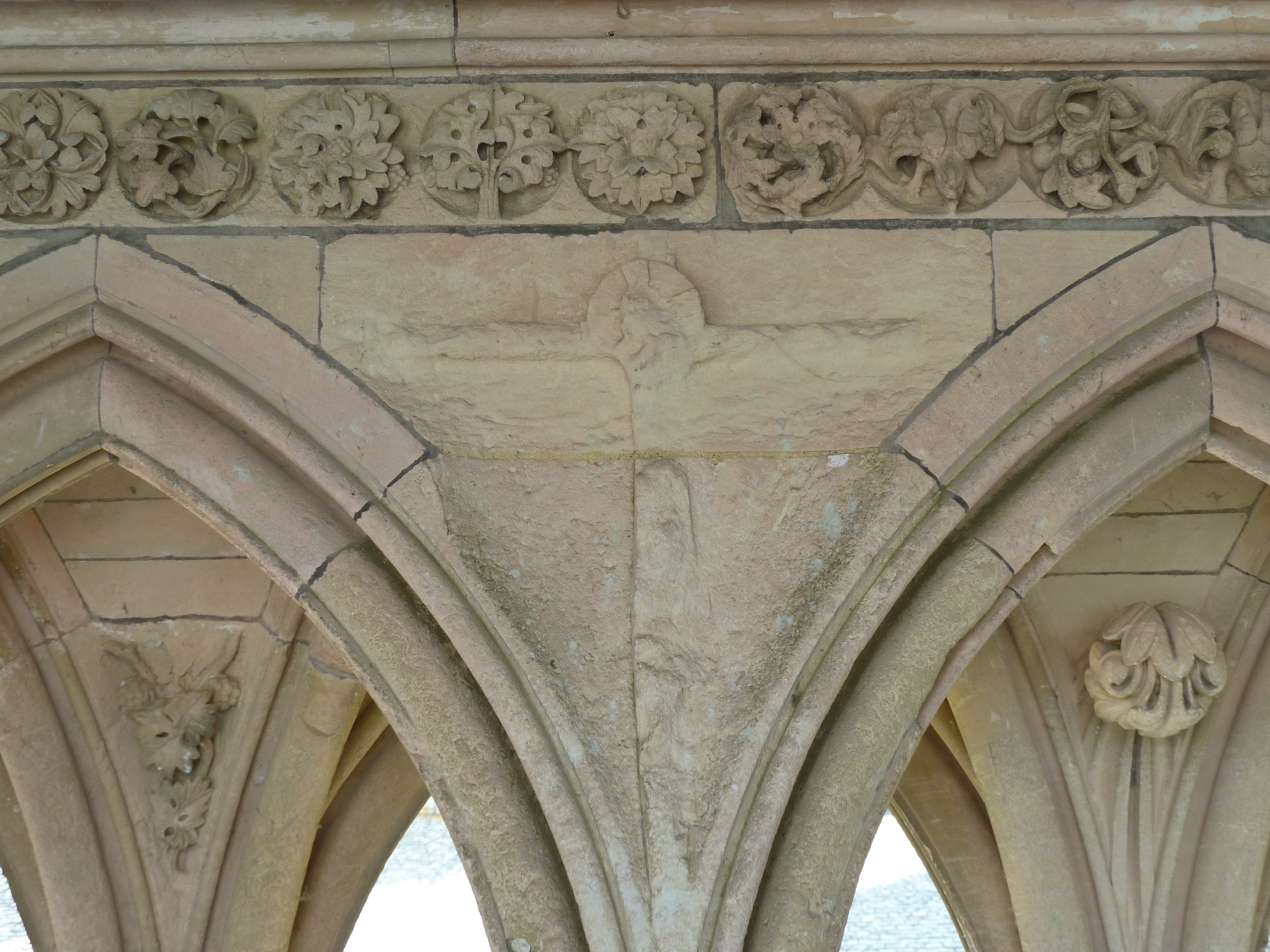 Picture France Mont St Michel Mont St Michel Abbey Cloister 2010-04 52 - Center Mont St Michel Abbey Cloister