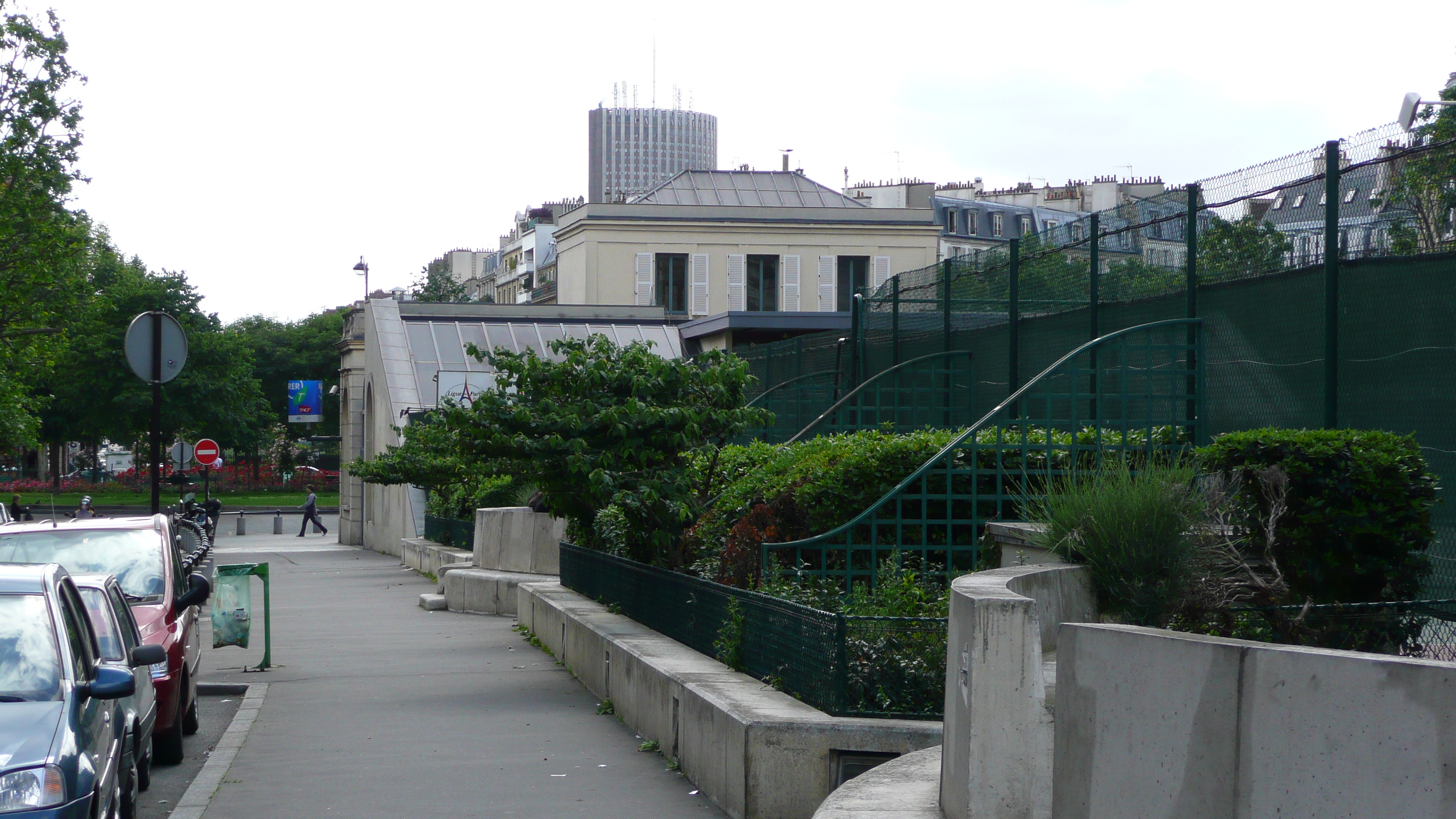 Picture France Paris 17th Arrondissement Boulevard Pereire 2007-05 42 - Discovery Boulevard Pereire