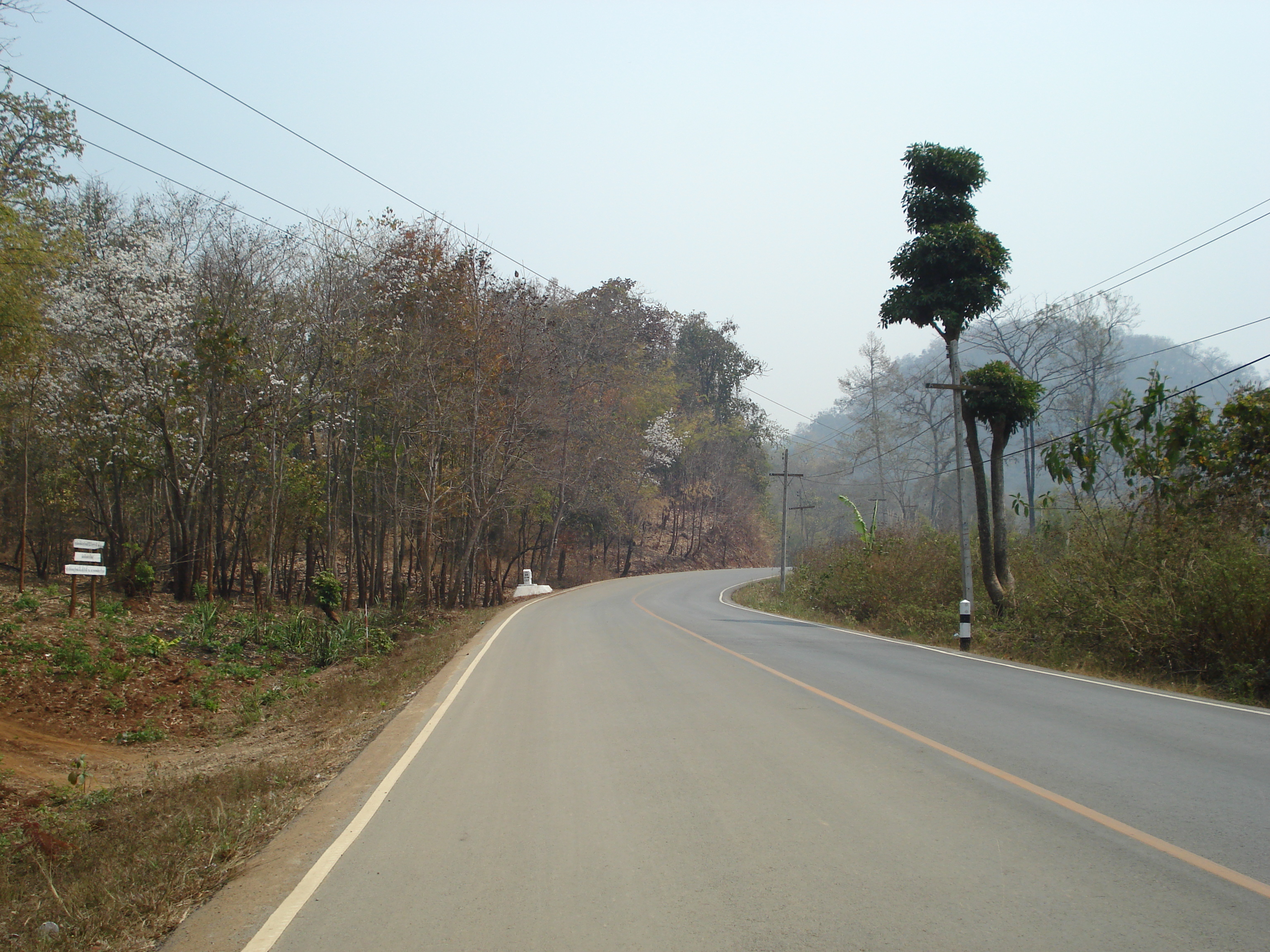 Picture Thailand Pang Mapha to Pai road 2007-02 71 - Center Pang Mapha to Pai road