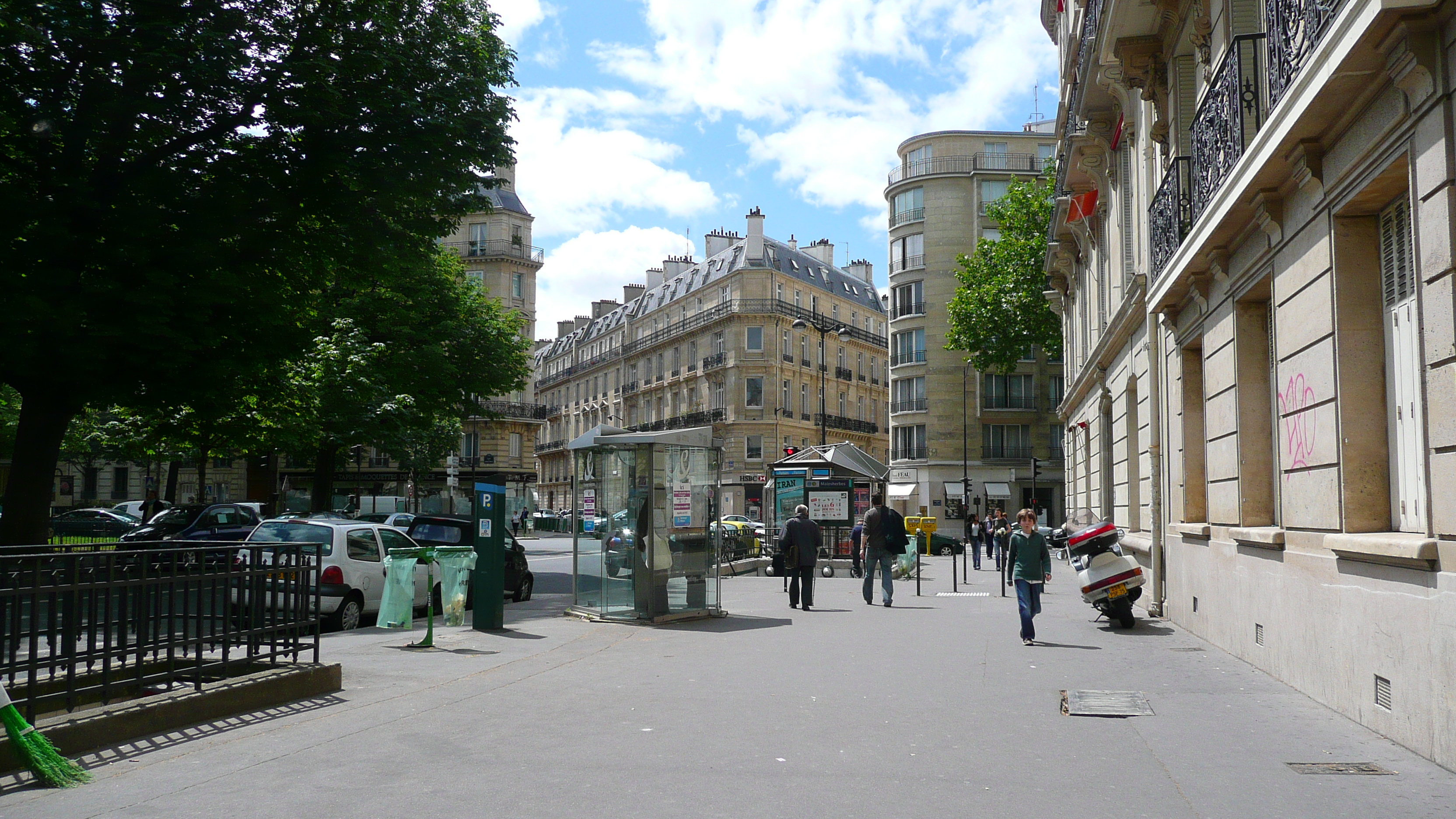 Picture France Paris 17th Arrondissement Place Malesherbes 2007-05 30 - Tours Place Malesherbes