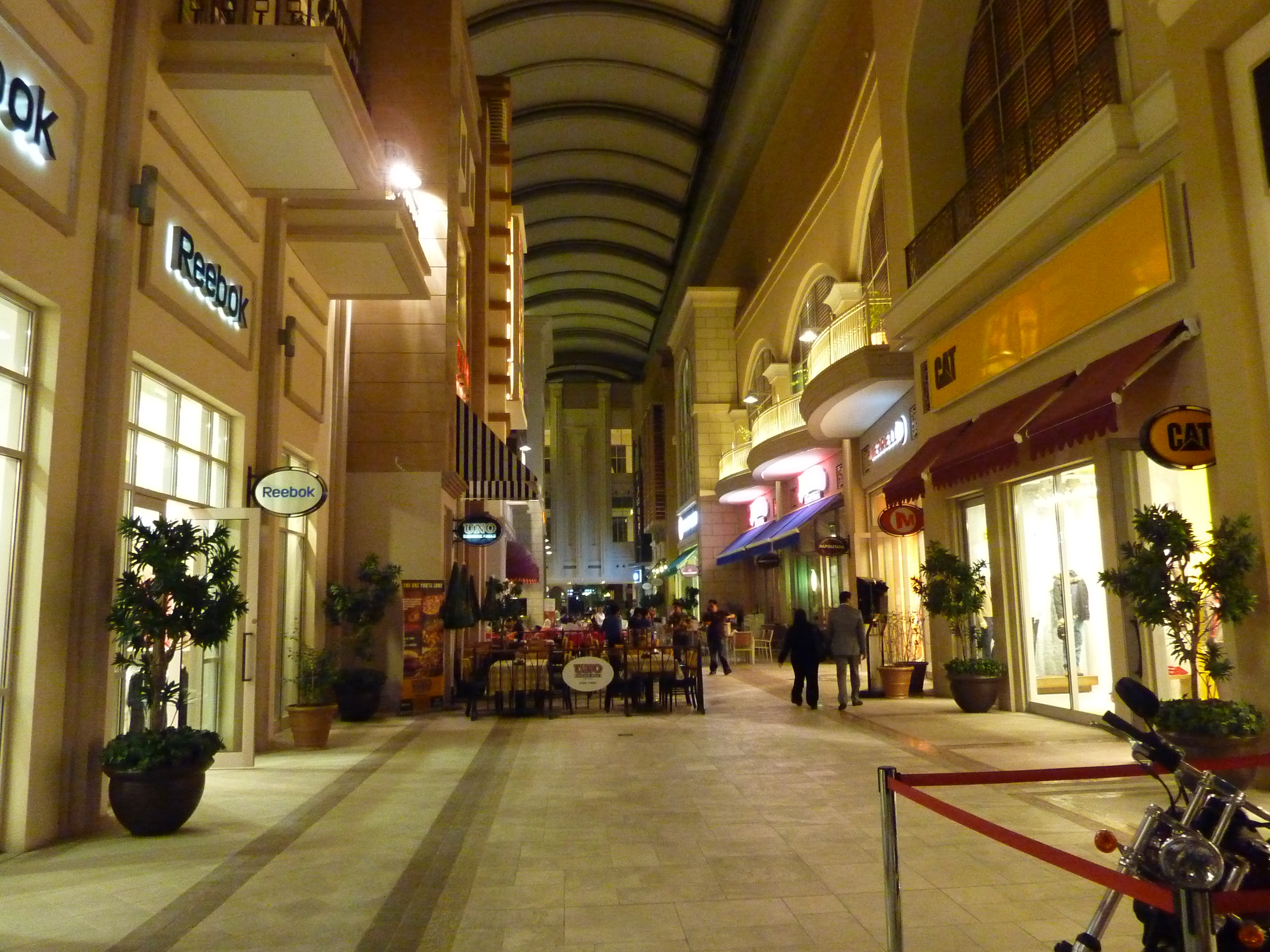 Picture United Arab Emirates Dubai The Dubai Mall 2009-12 39 - Tours The Dubai Mall