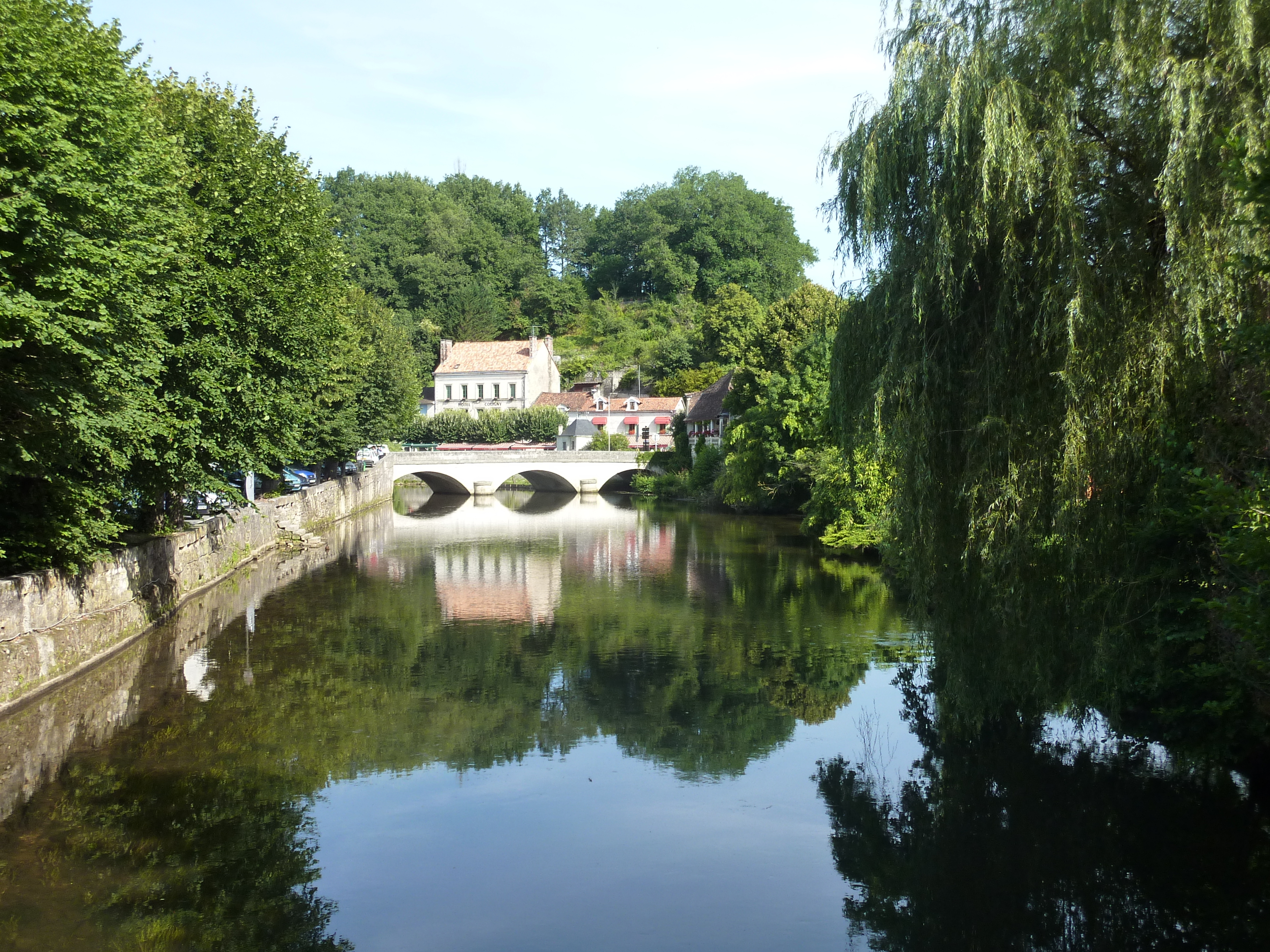 Picture France Brantome 2009-07 11 - Center Brantome