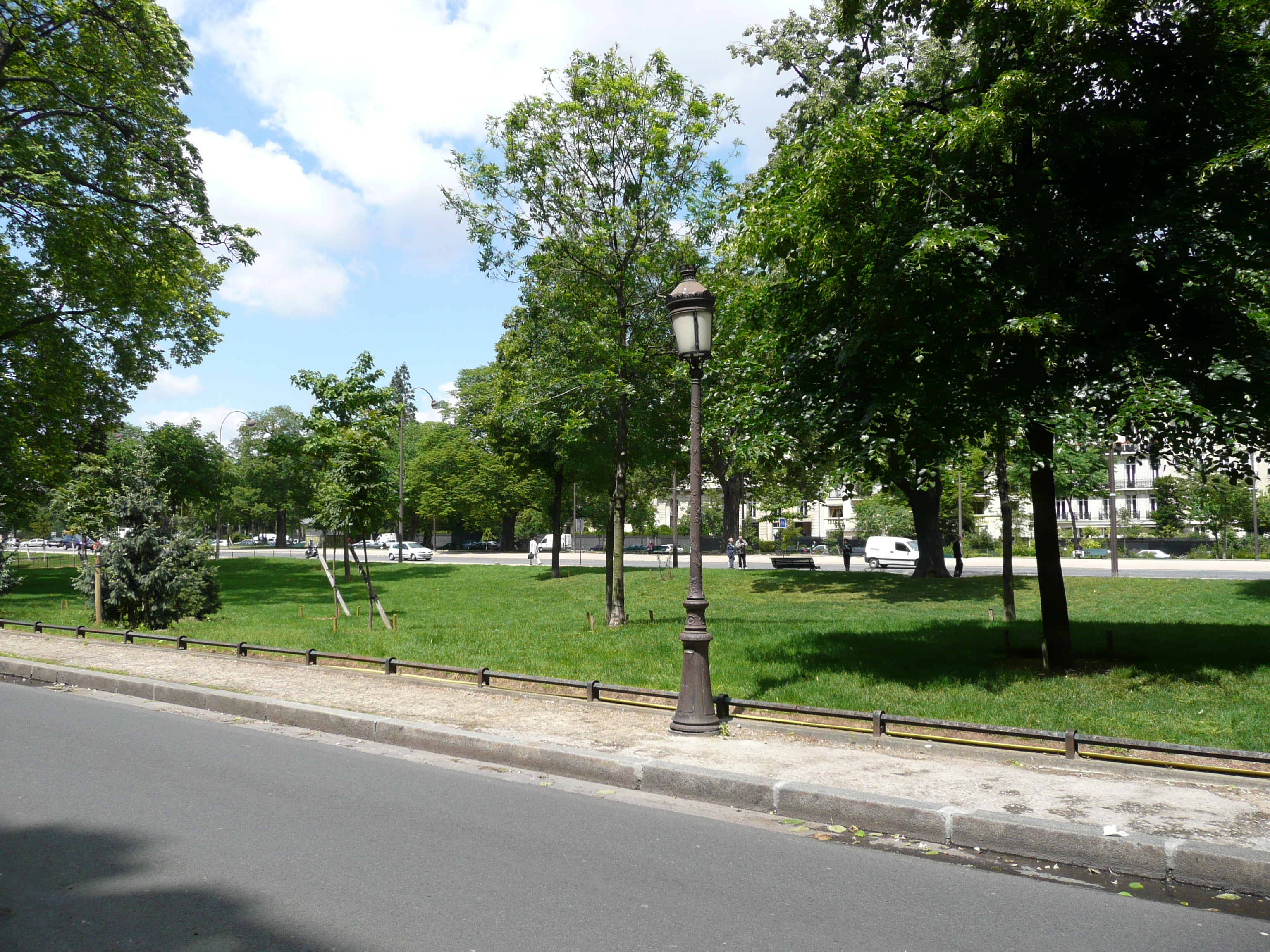 Picture France Paris Avenue Foch 2007-06 202 - Tour Avenue Foch