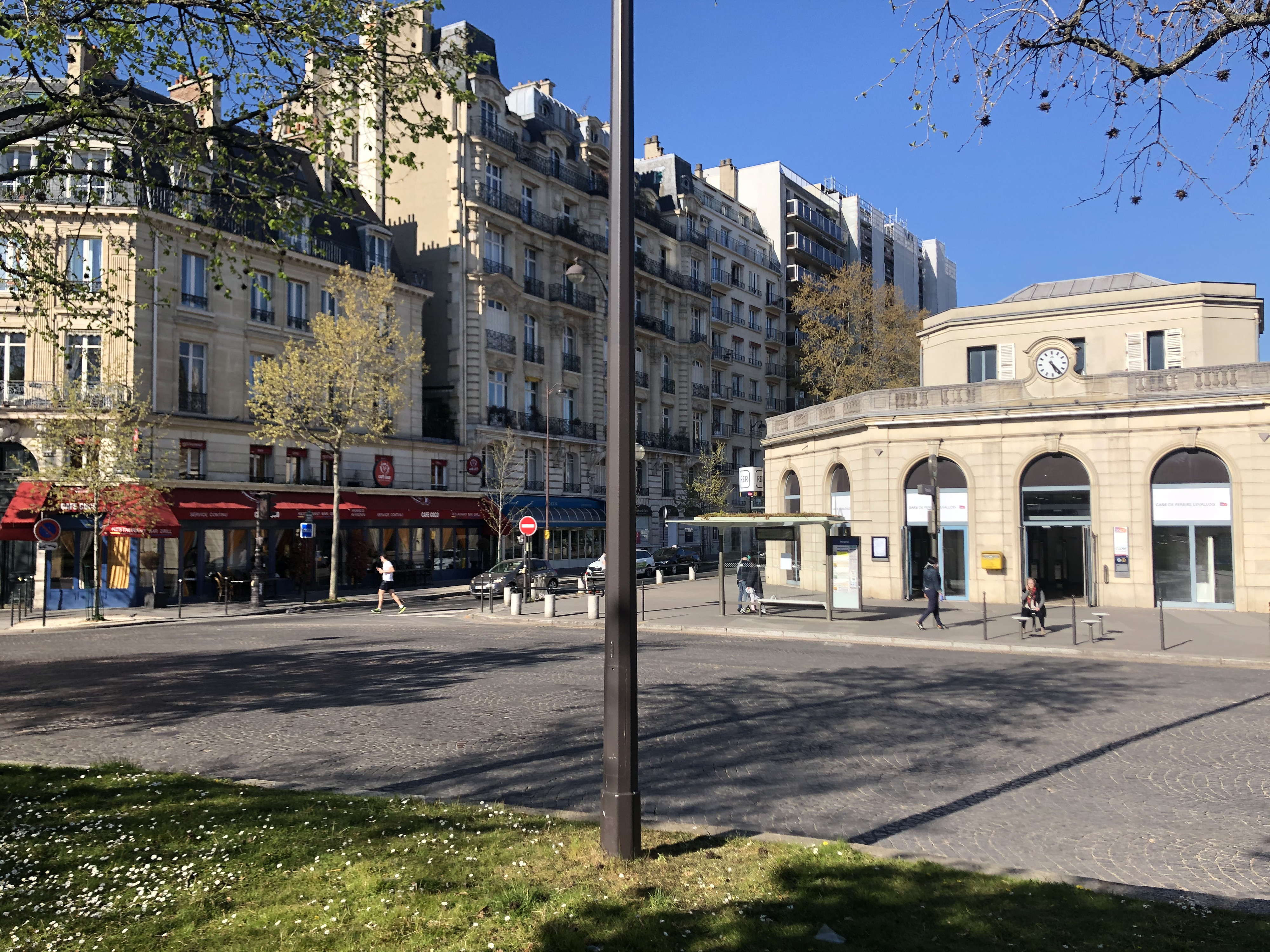 Picture France Paris lockdown 2020-04 80 - Tours Paris lockdown