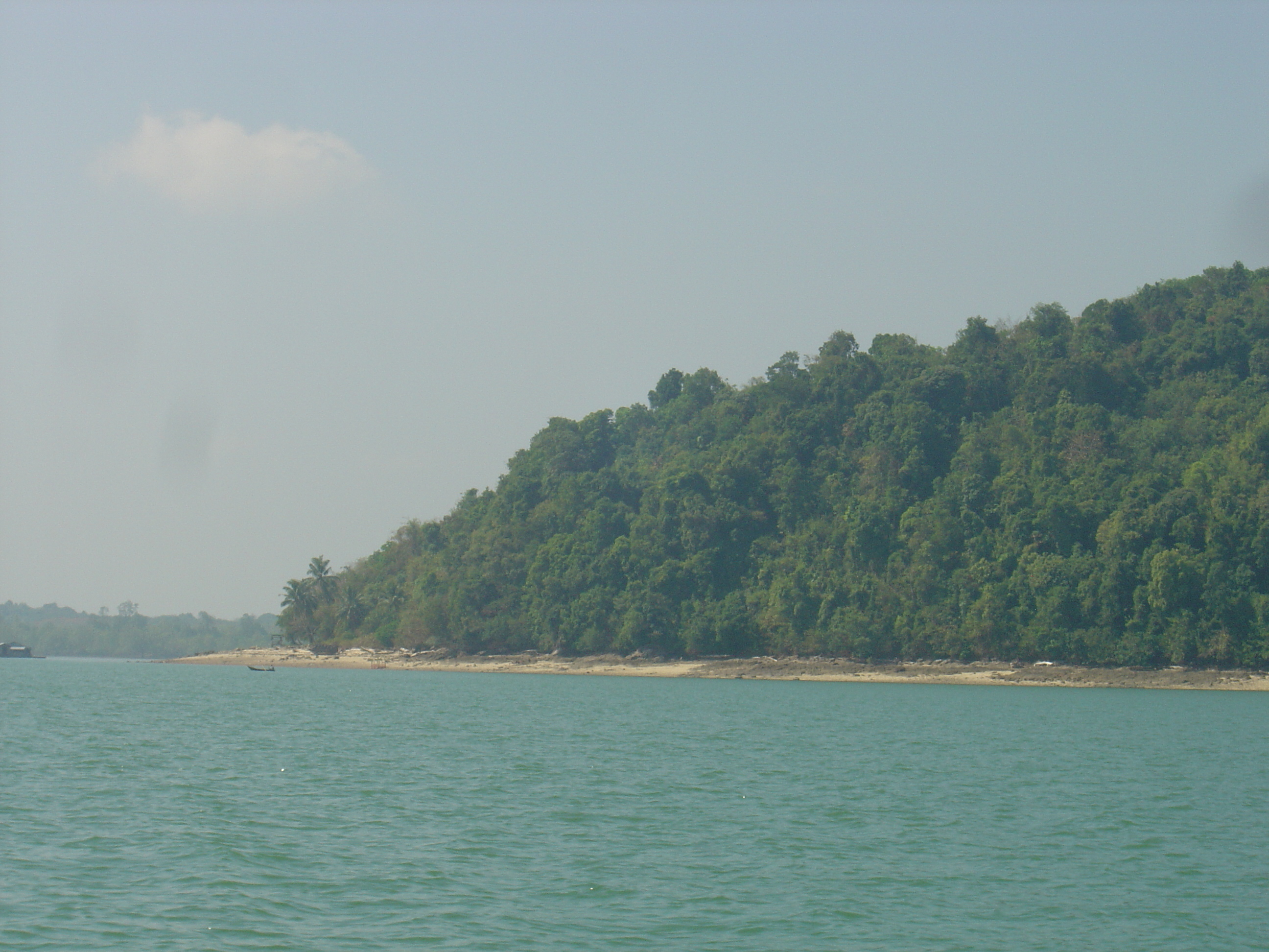 Picture Myanmar Myeik (Mergui) 2005-01 27 - Discovery Myeik (Mergui)