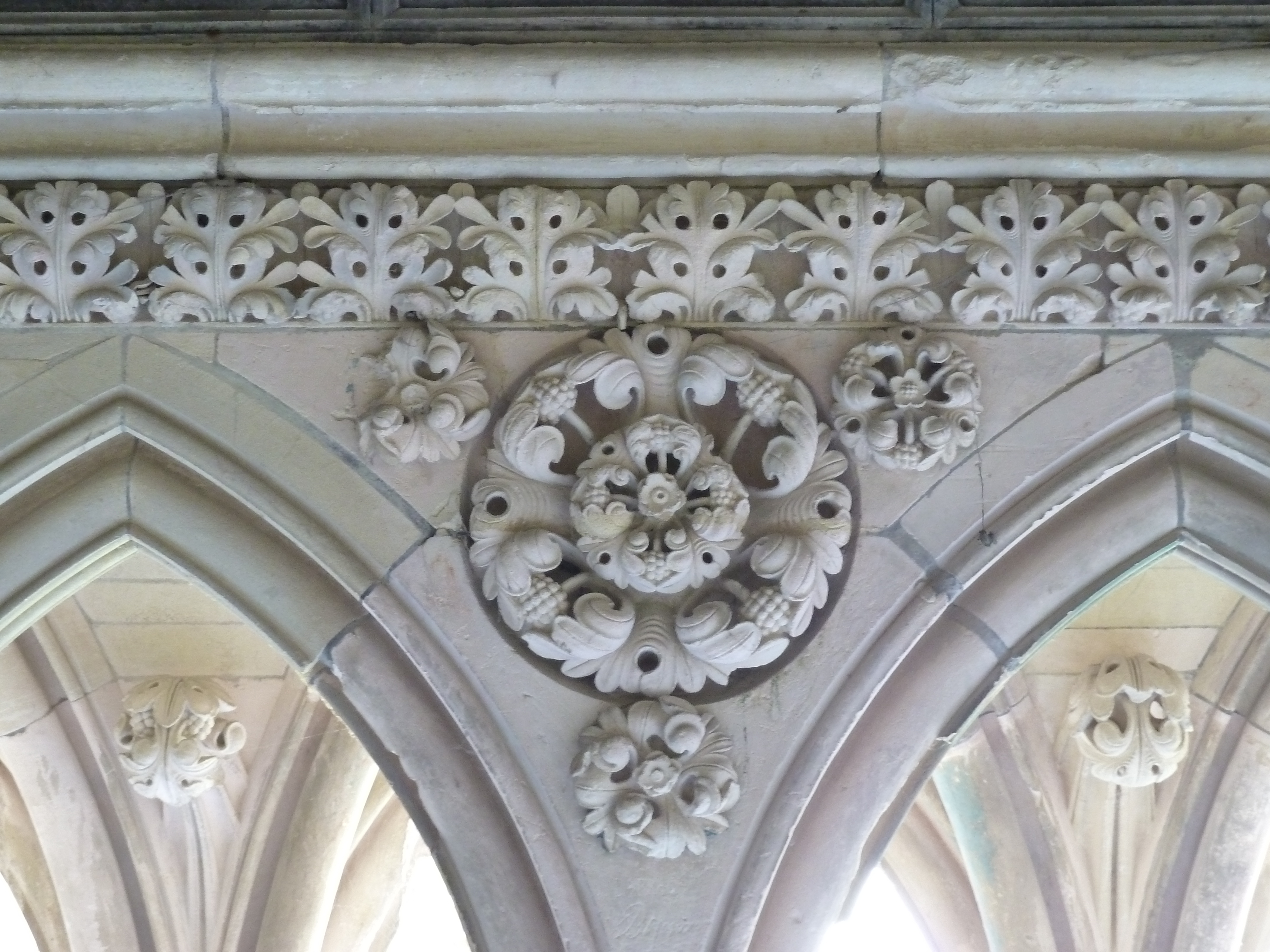 Picture France Mont St Michel Mont St Michel Abbey Cloister 2010-04 40 - Journey Mont St Michel Abbey Cloister