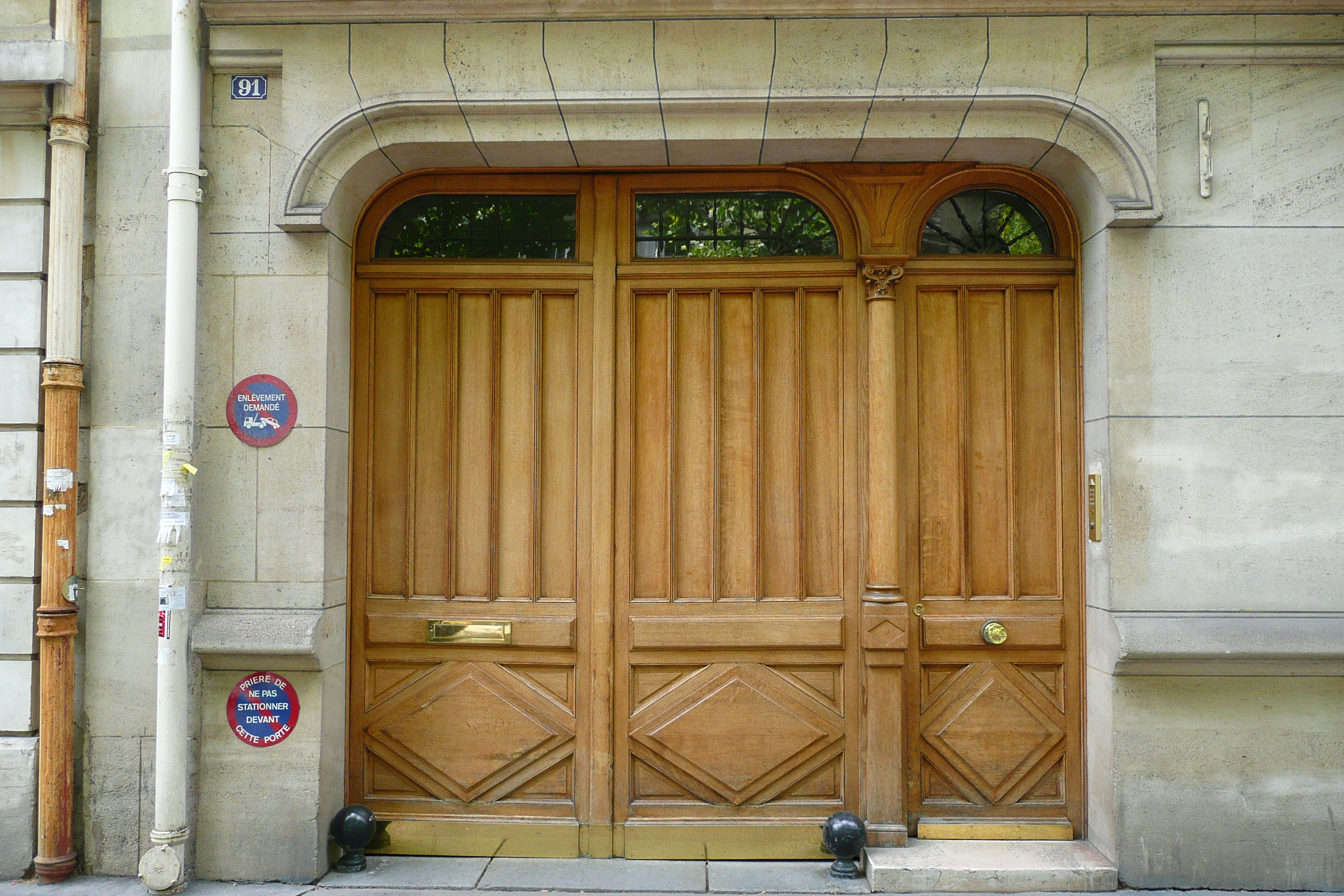 Picture France Paris Avenue Niel 2007-06 8 - Discovery Avenue Niel