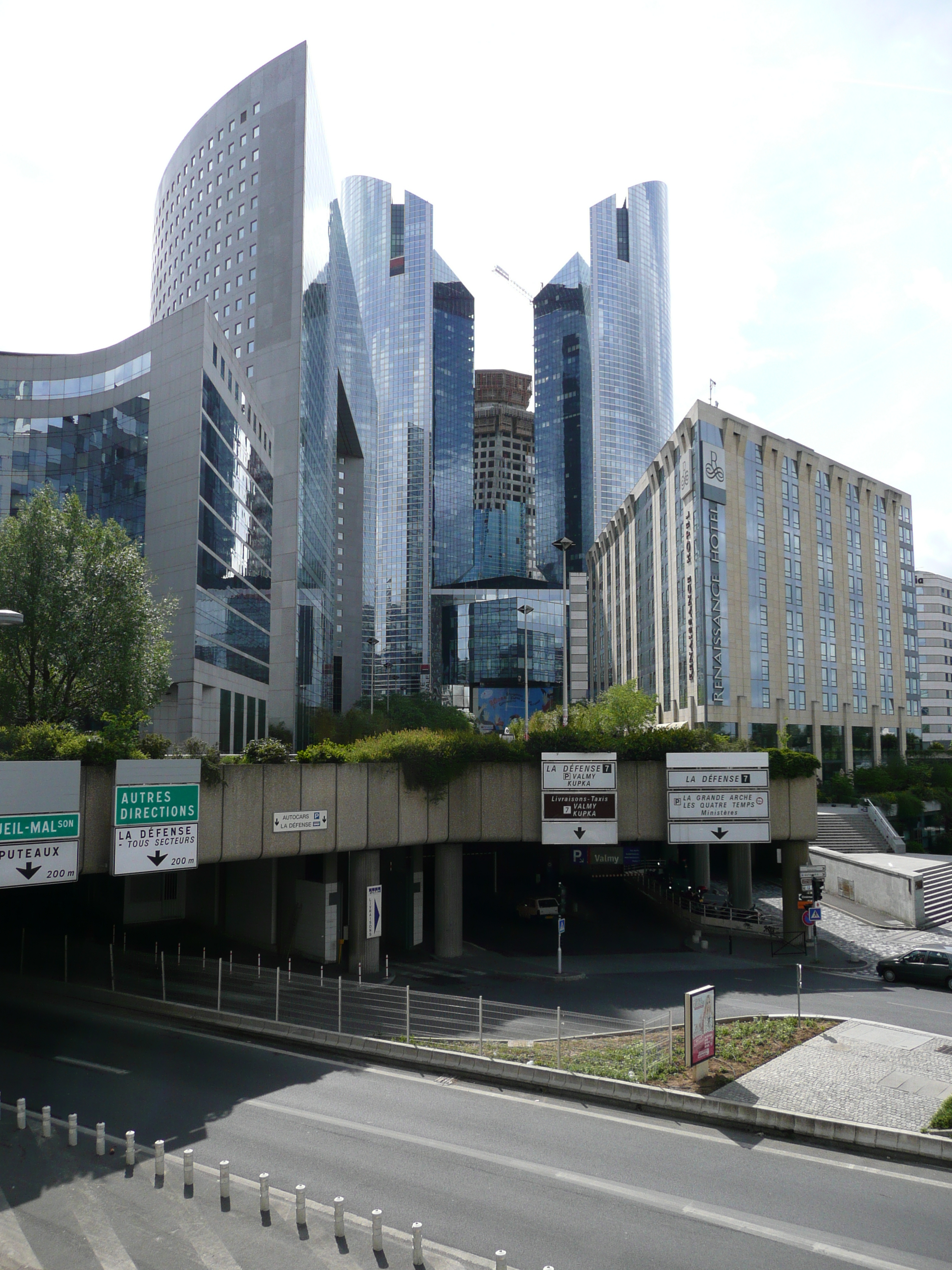 Picture France Paris La Defense 2007-05 247 - Around La Defense