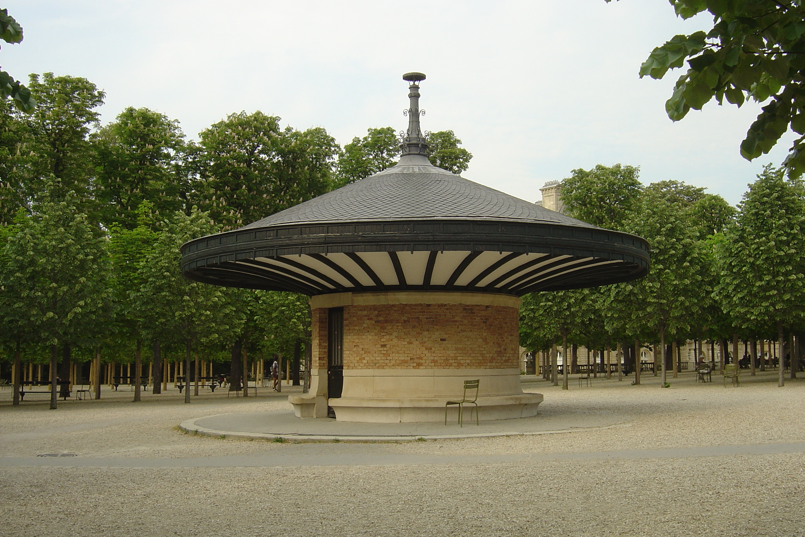 Picture France Paris Luxembourg Garden 2007-04 107 - History Luxembourg Garden