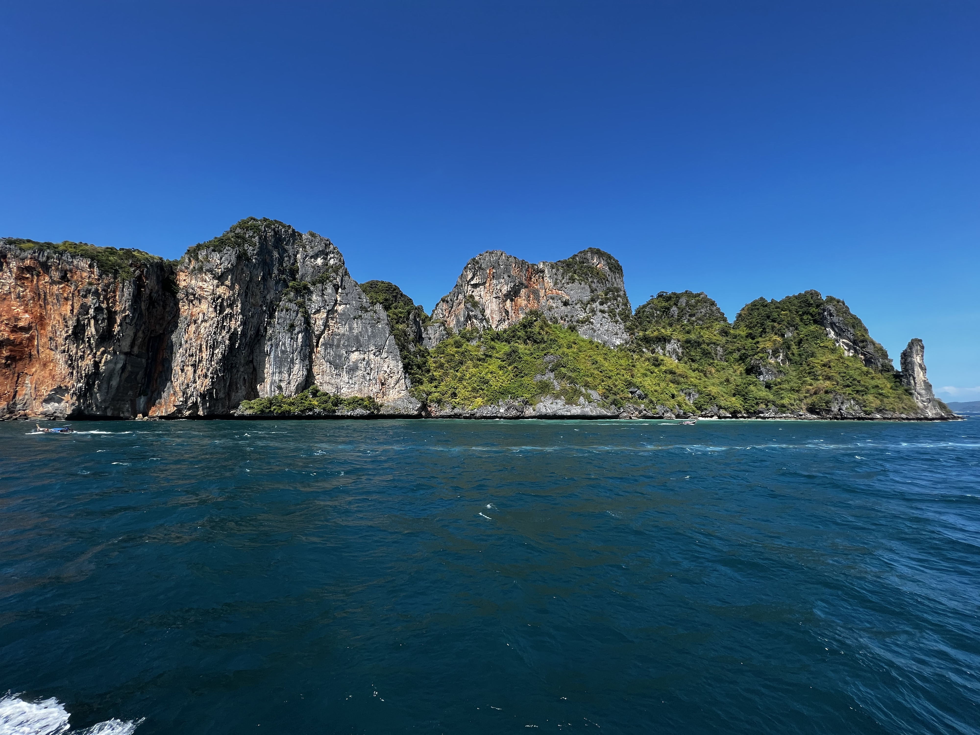 Picture Thailand Phuket to Ko Phi Phi Ferry 2021-12 53 - Center Phuket to Ko Phi Phi Ferry