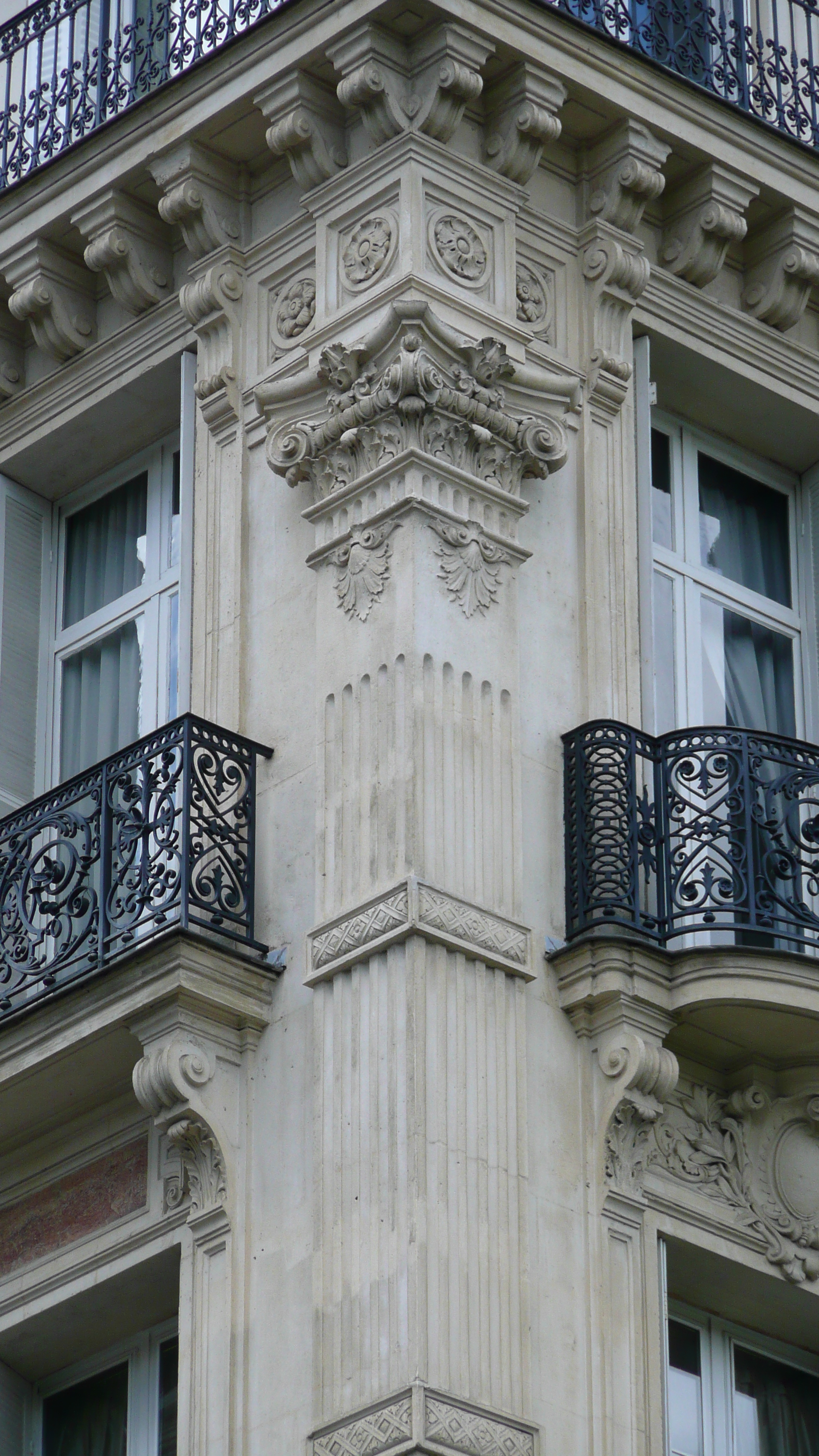 Picture France Paris Avenue Foch 2007-06 136 - Center Avenue Foch