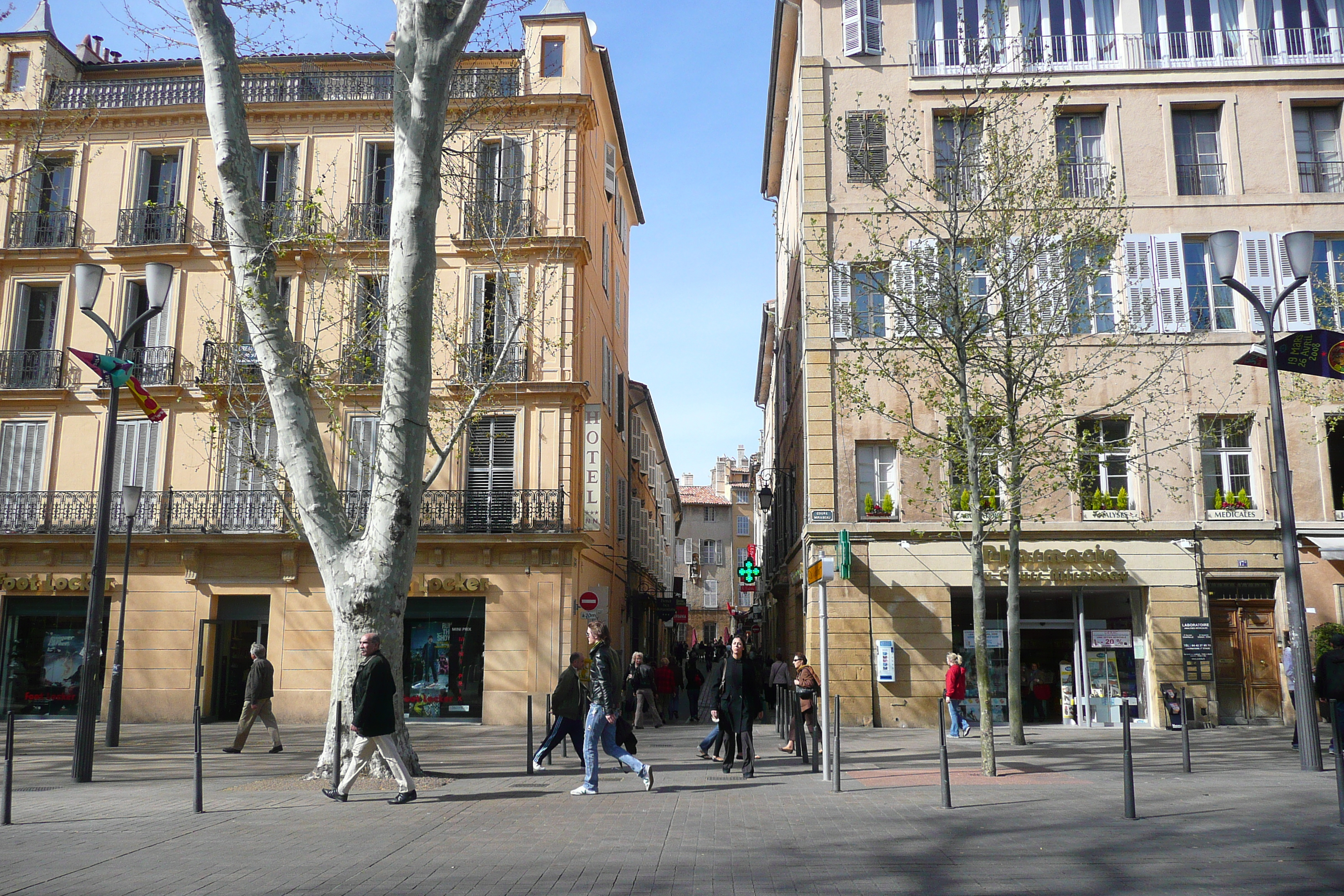 Picture France Aix en Provence 2008-04 102 - Tours Aix en Provence