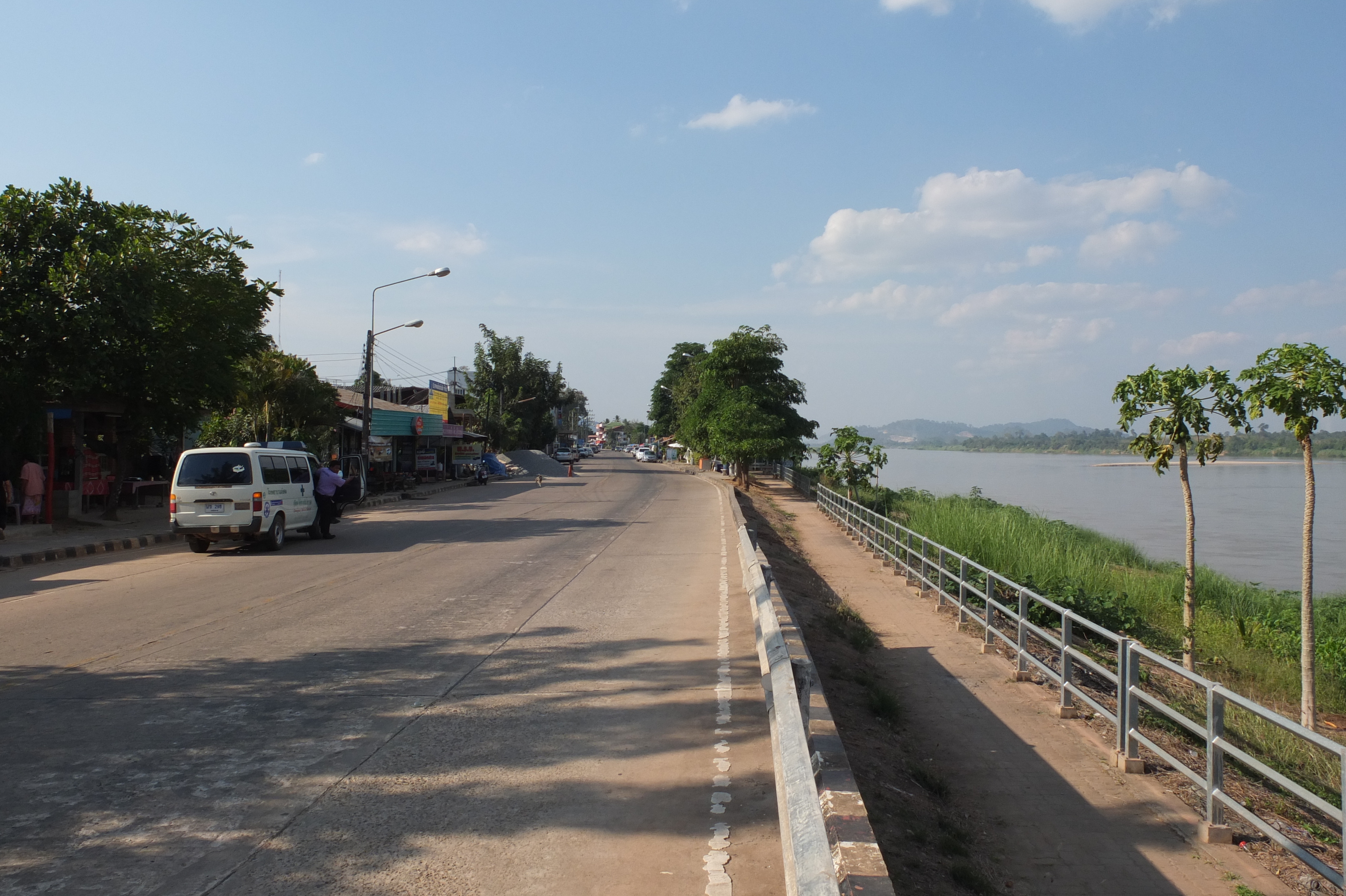 Picture Thailand Mekong river 2012-12 33 - Center Mekong river