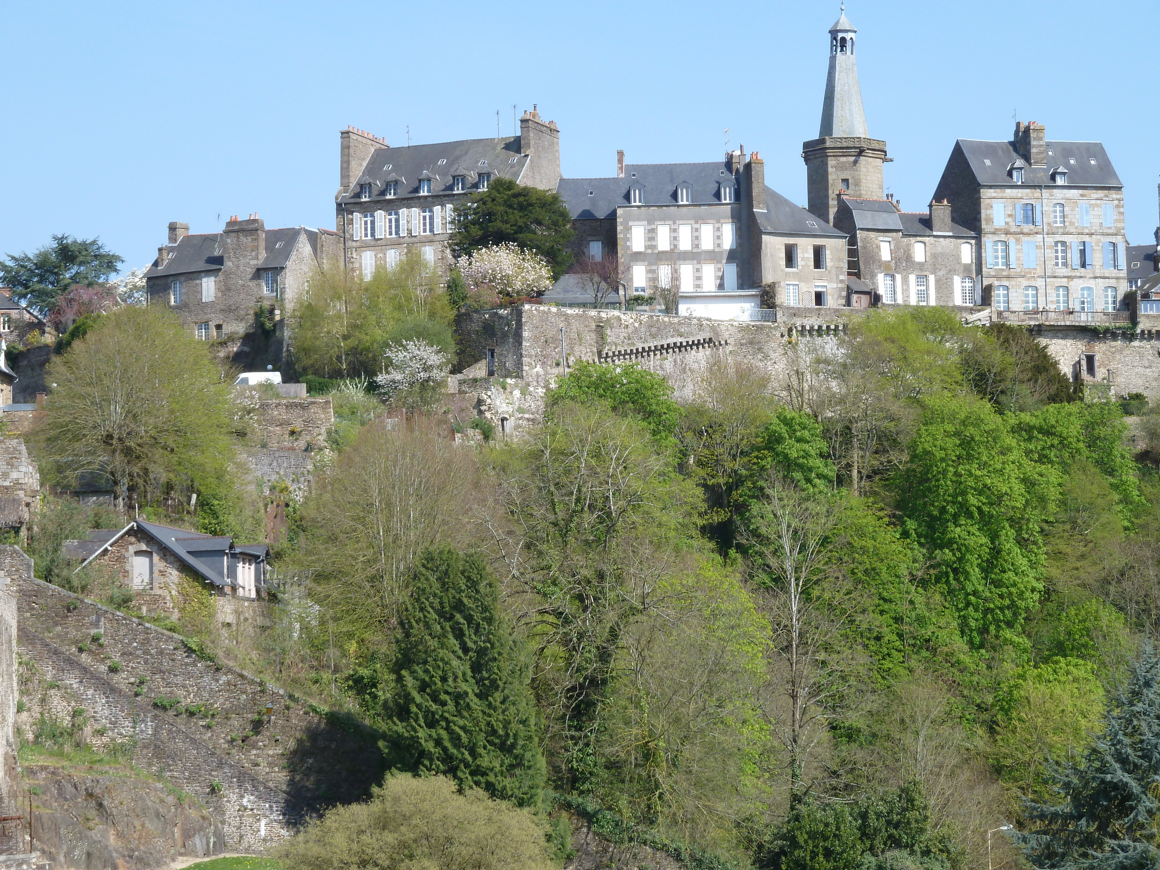 Picture France Fougeres 2010-04 204 - Center Fougeres