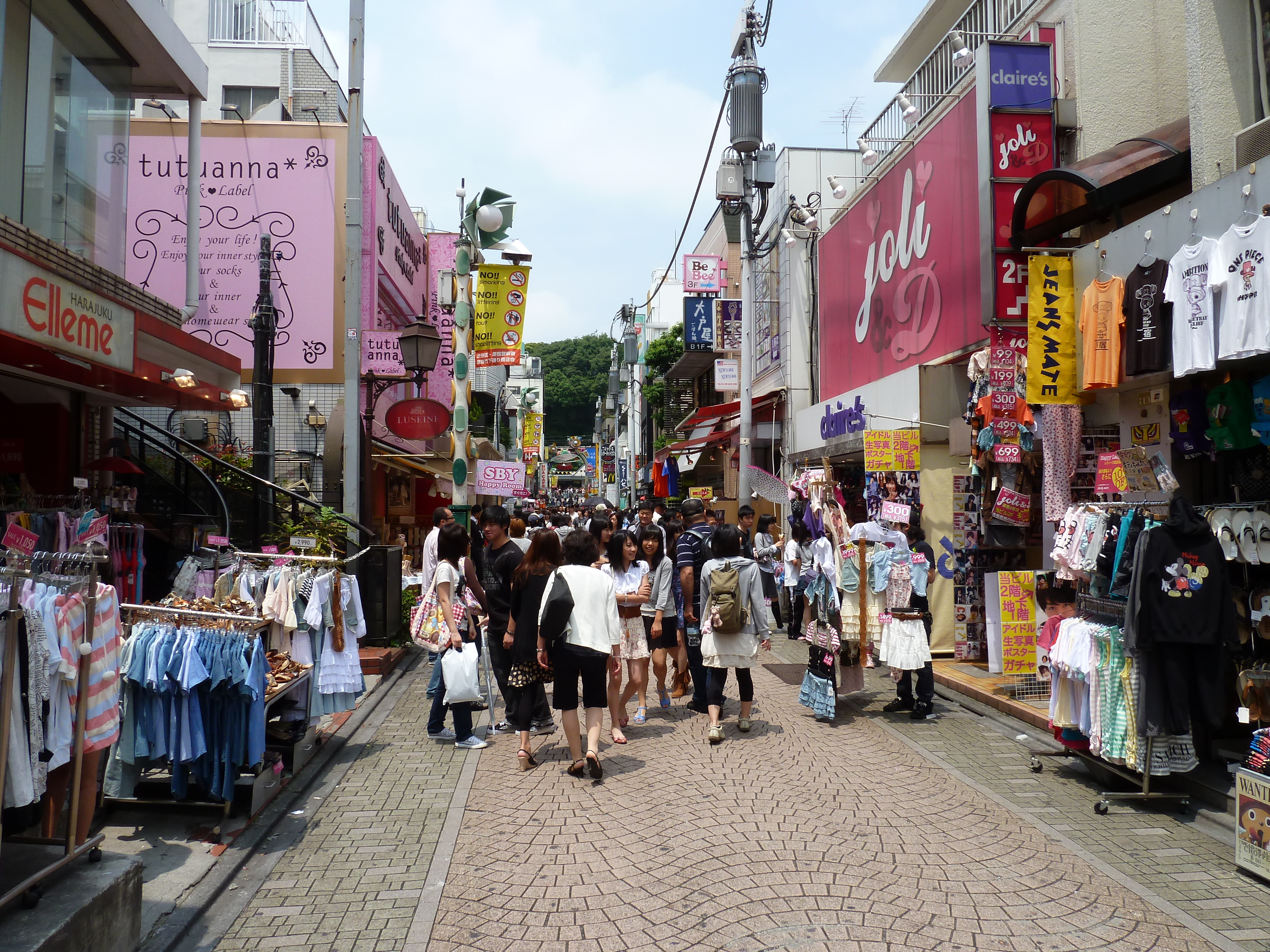 Picture Japan Tokyo Takeshita Street 2010-06 14 - Tours Takeshita Street