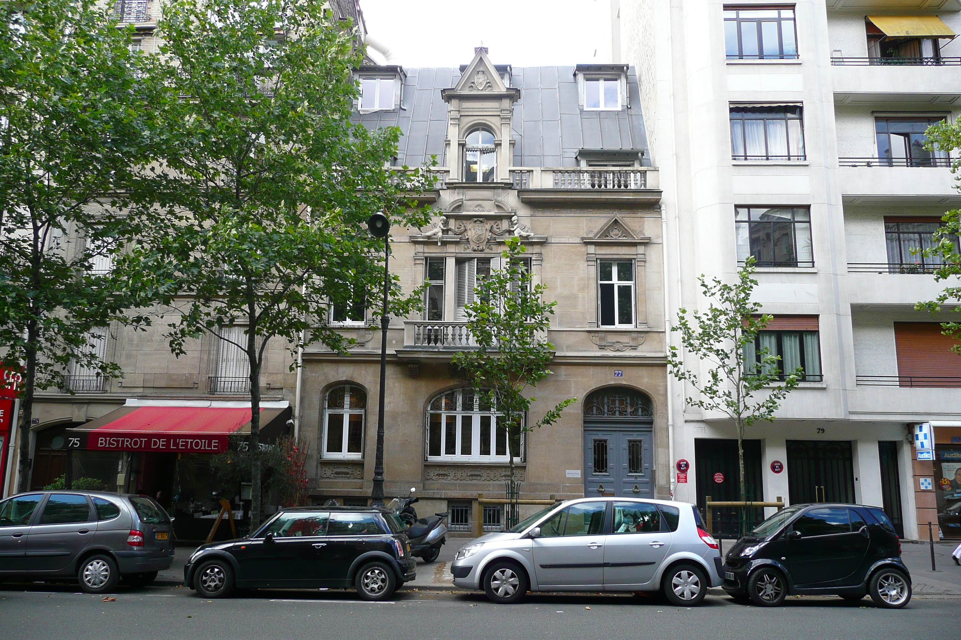 Picture France Paris Avenue Niel 2007-06 3 - Journey Avenue Niel