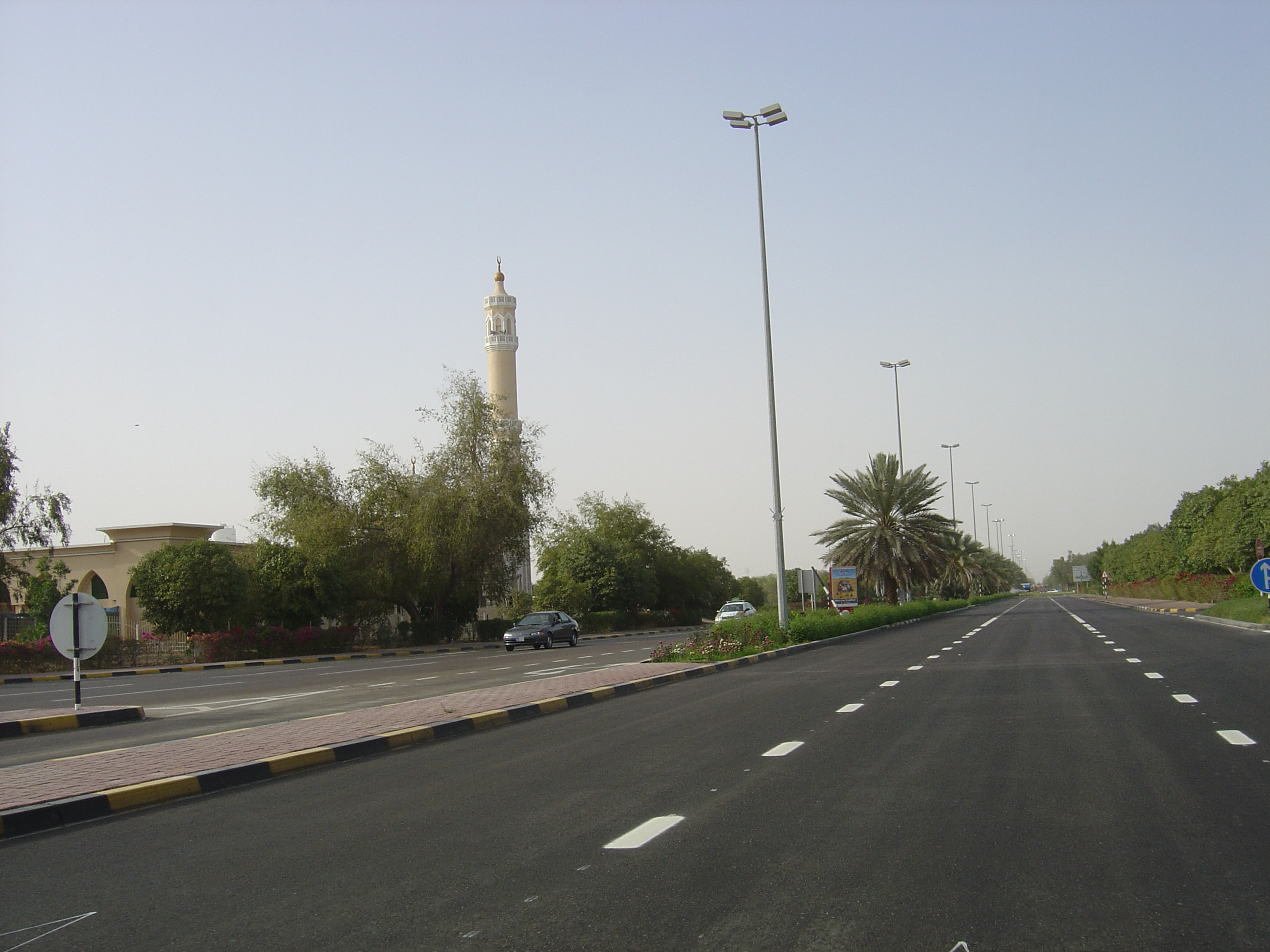 Picture United Arab Emirates Al Ain 2005-03 44 - Tour Al Ain